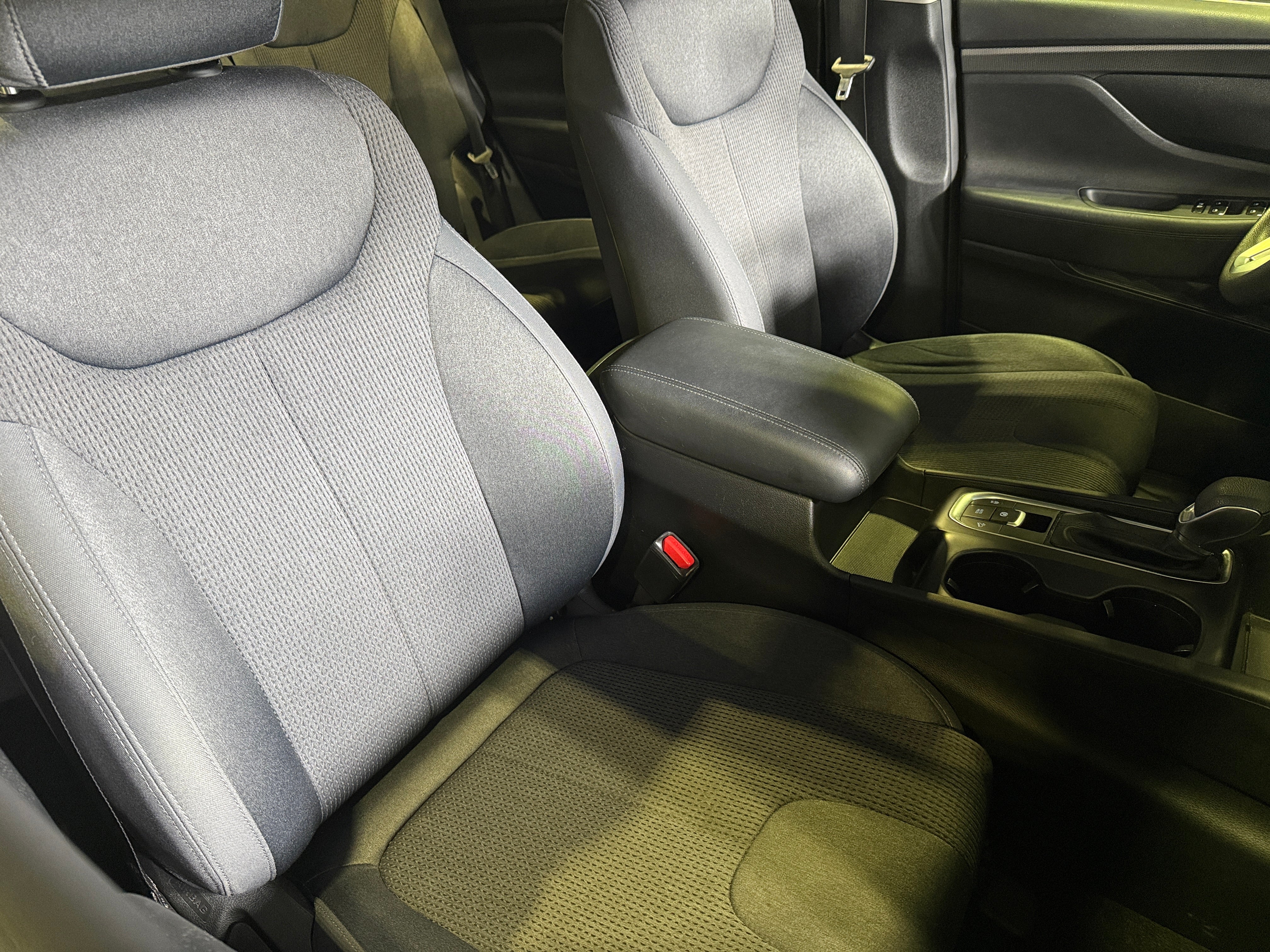 2019 Hyundai Santa Fe SE 2