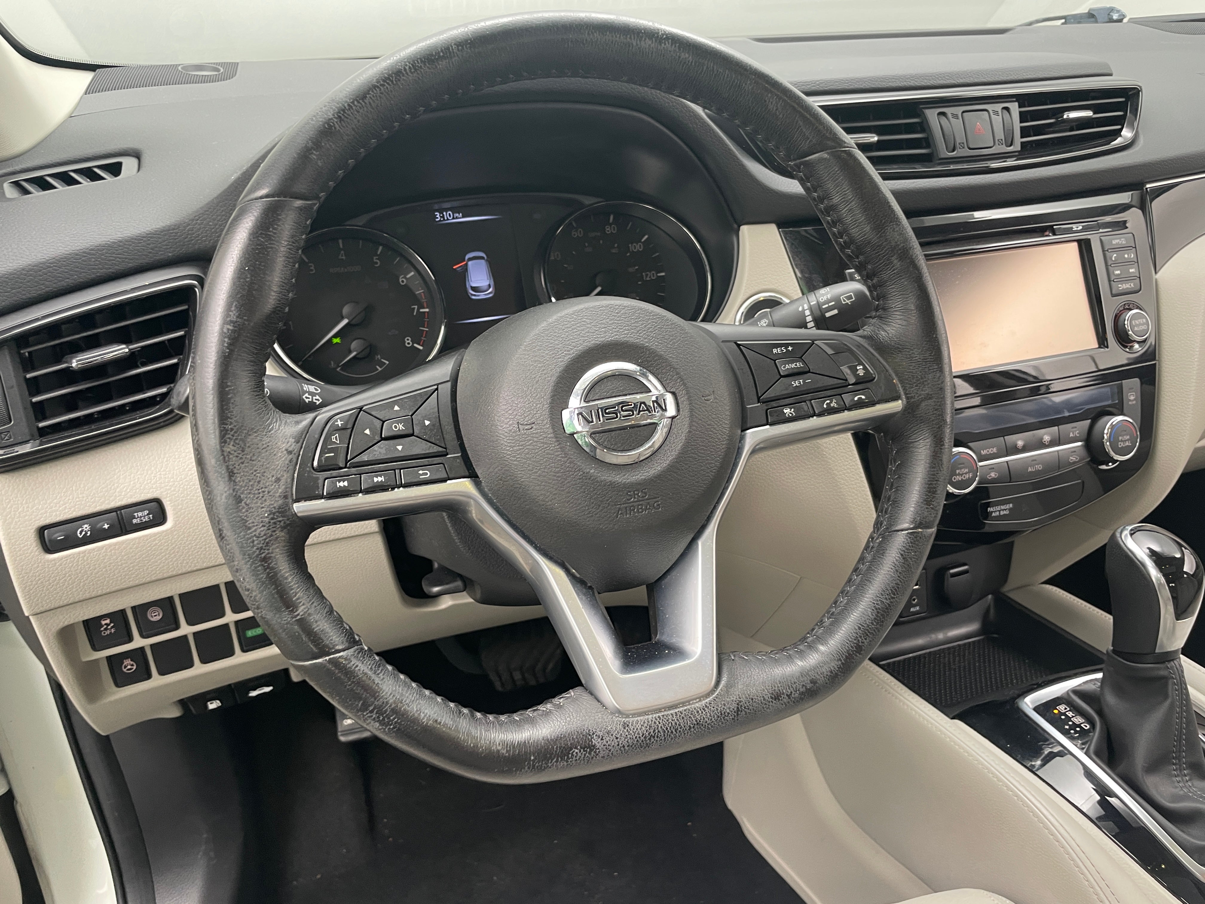 2017 Nissan Rogue Sport SL 4