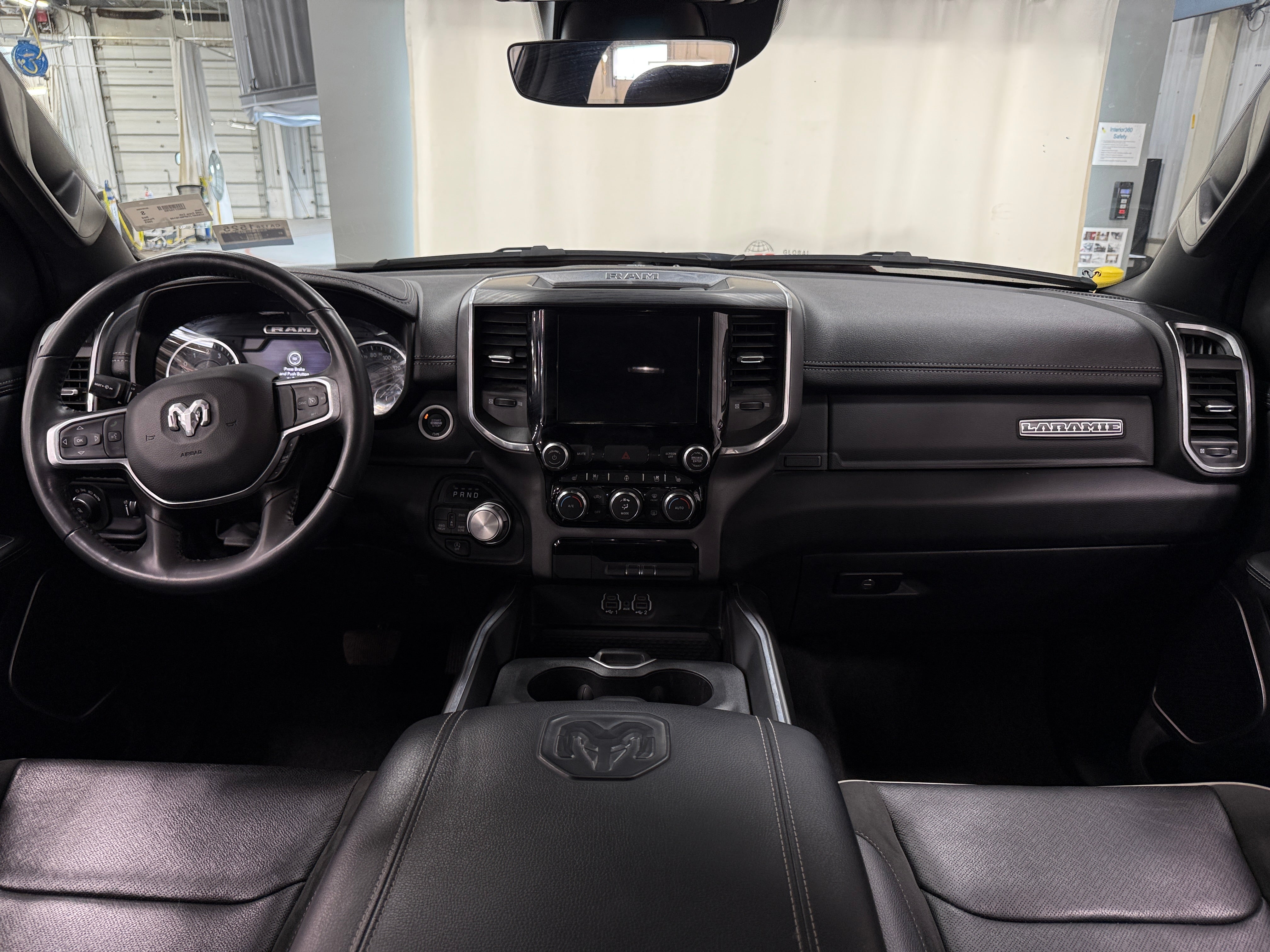 2023 RAM 1500 Laramie 2