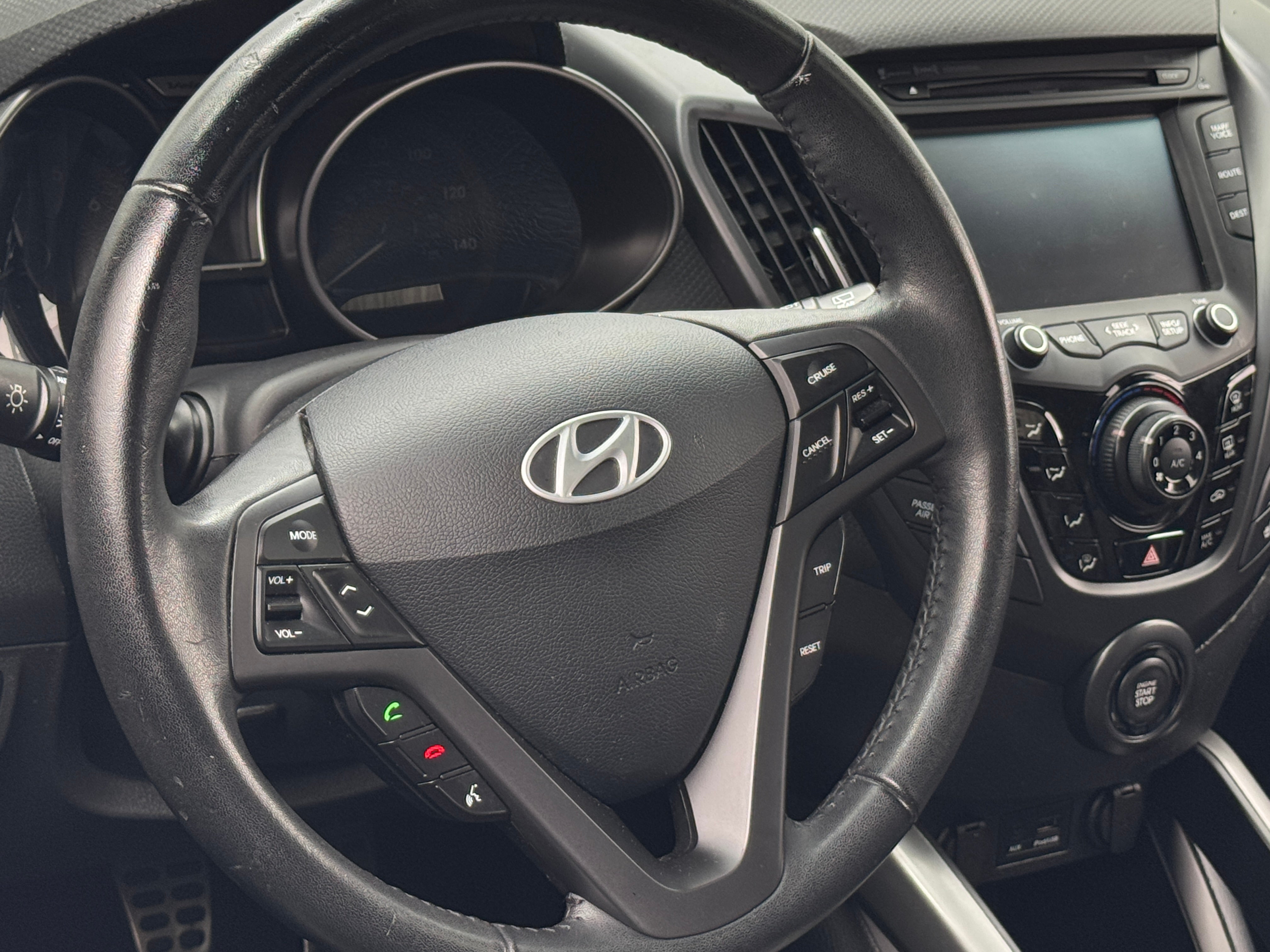 2013 Hyundai Veloster Turbo 4