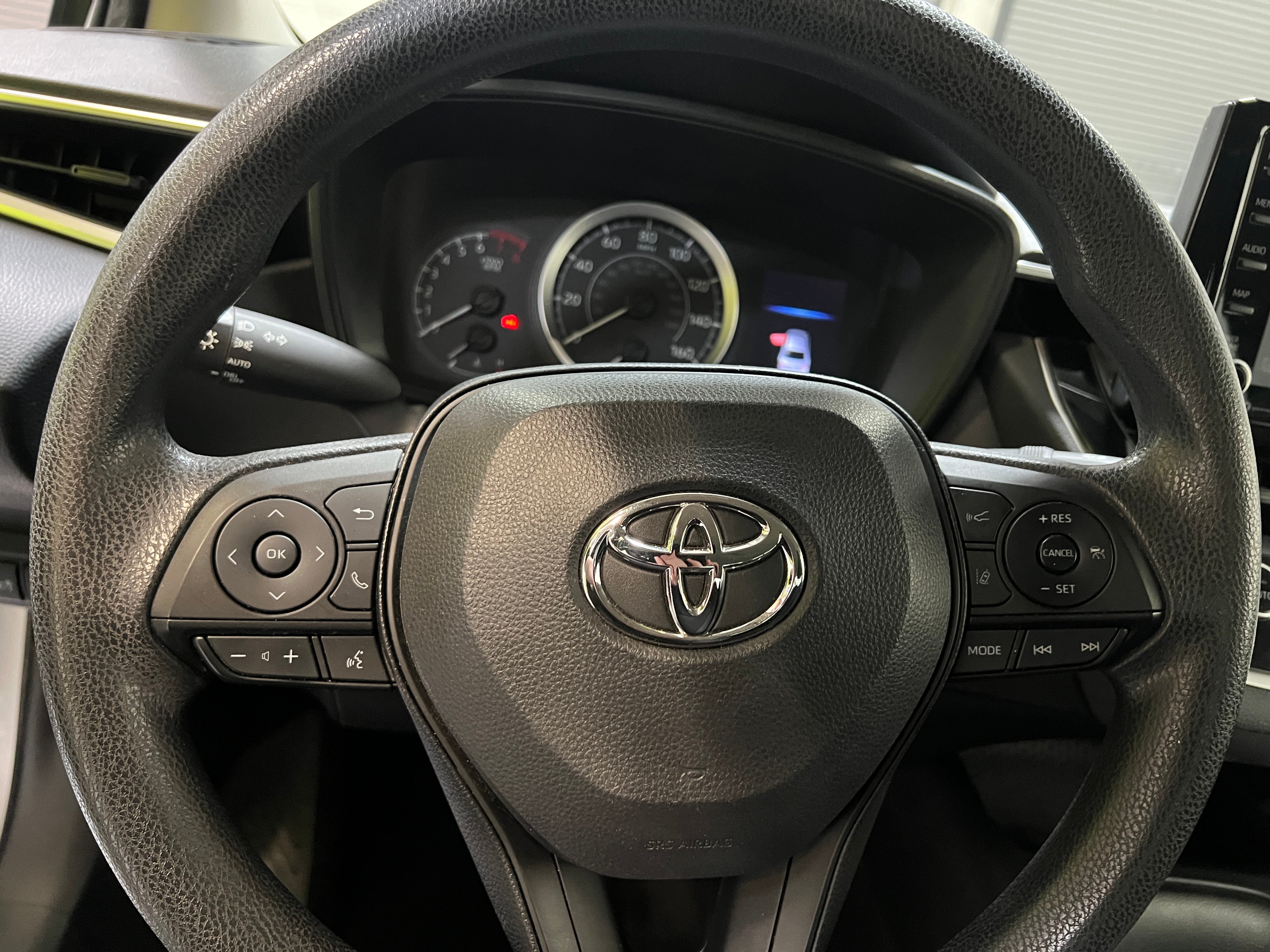 2022 Toyota Corolla LE 5