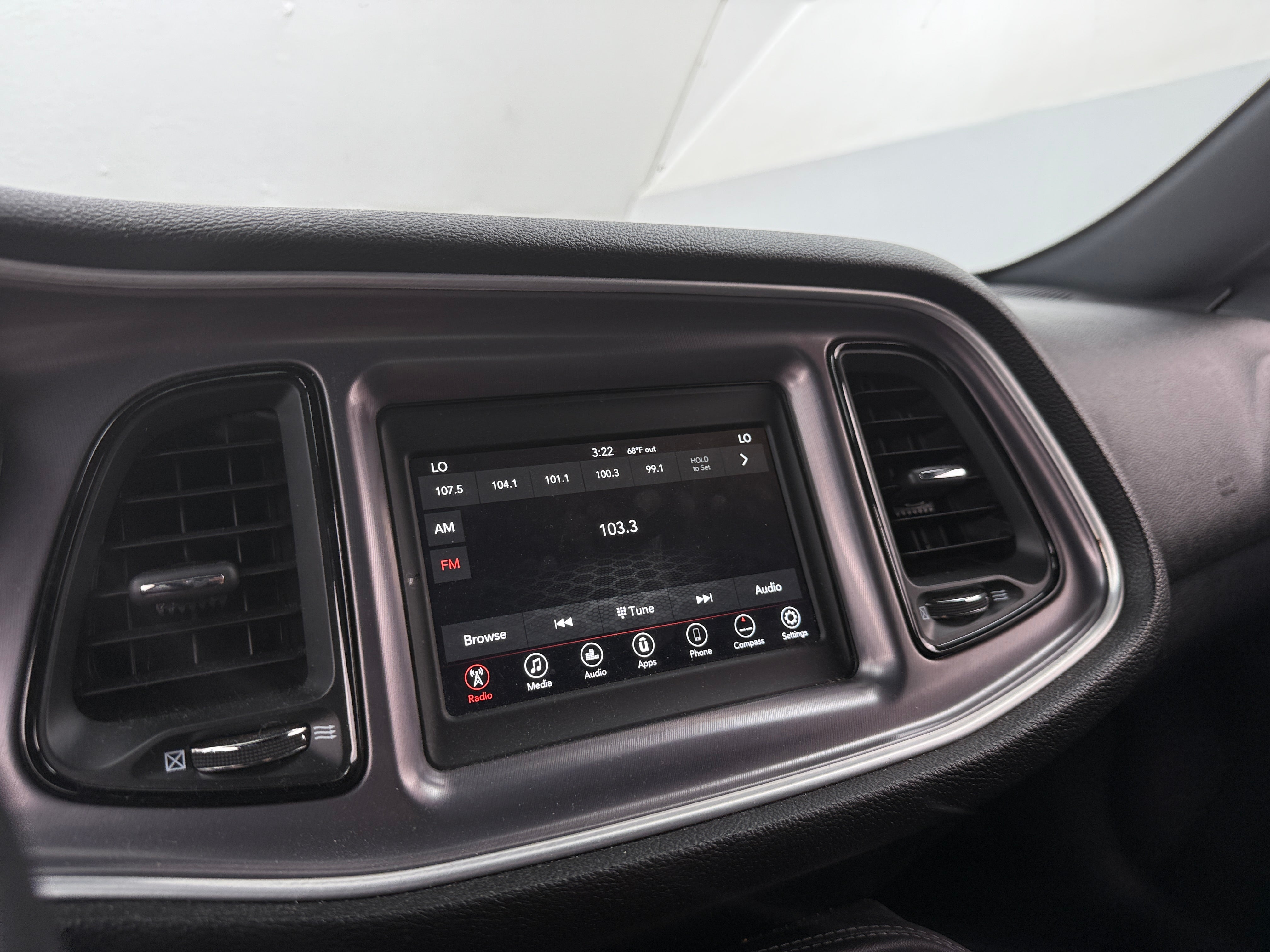 2020 Dodge Challenger SXT 3