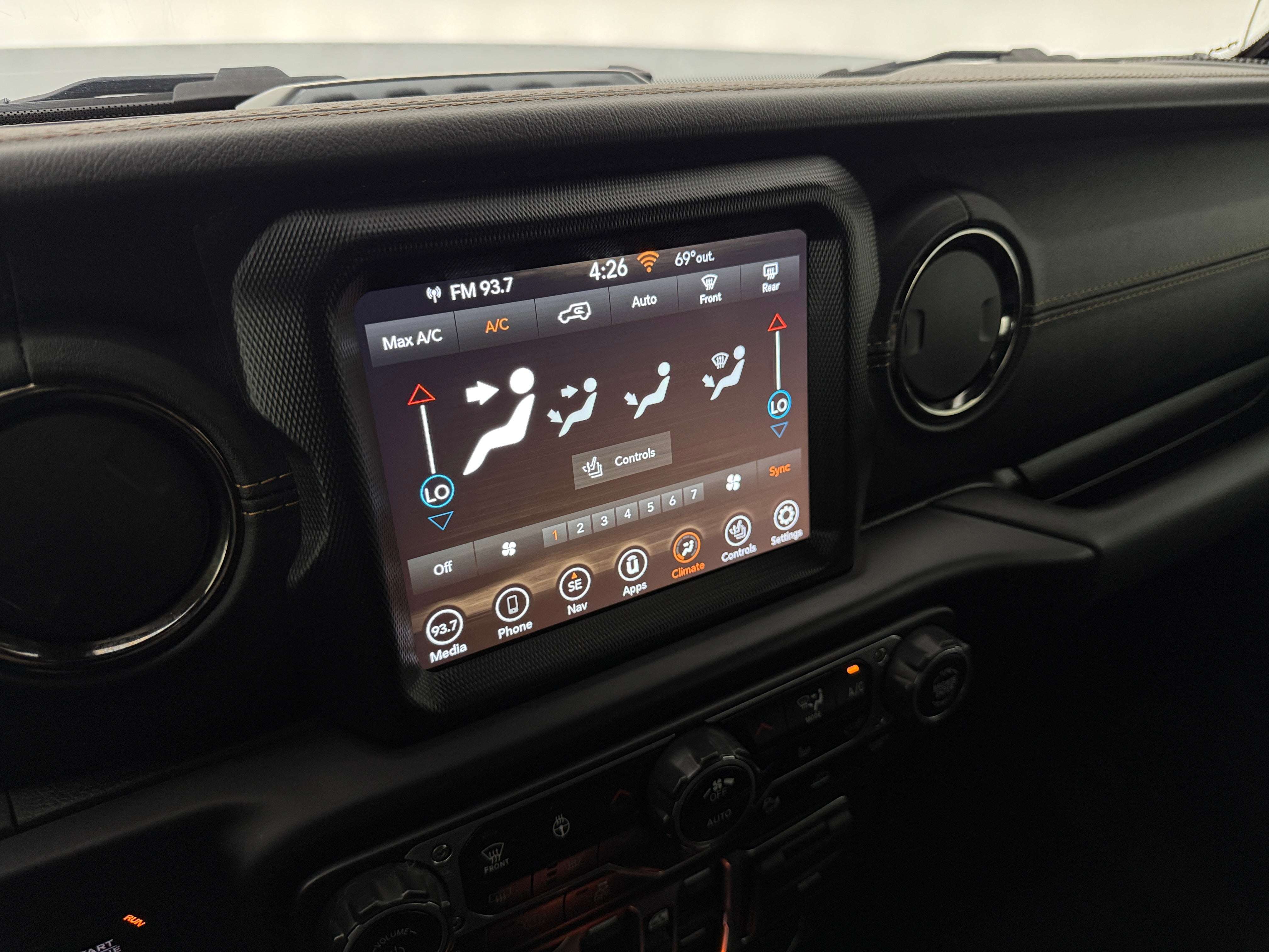 2021 Jeep Wrangler Unlimited Altitude 3