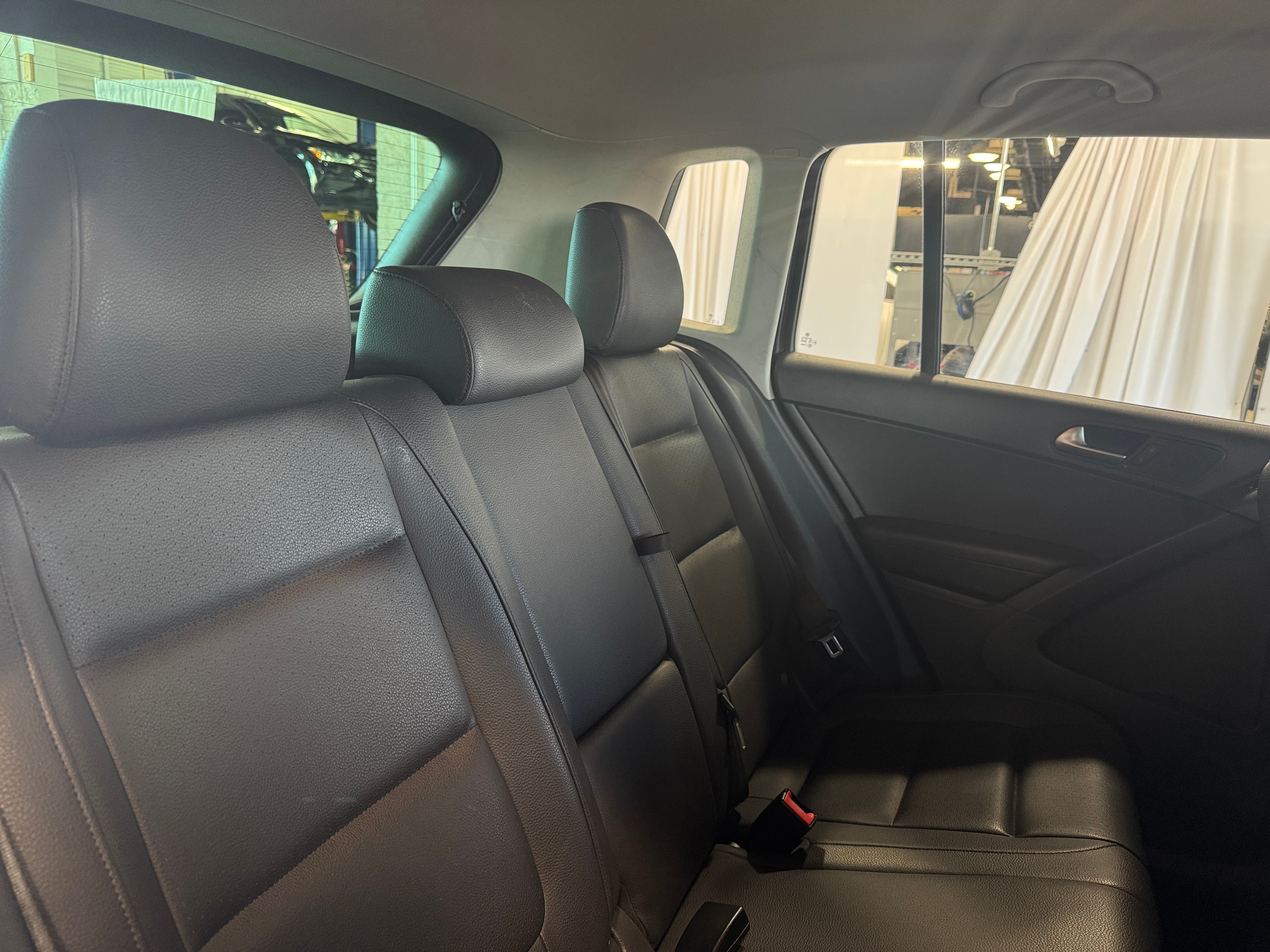 2016 Volkswagen Tiguan 2.0T 6