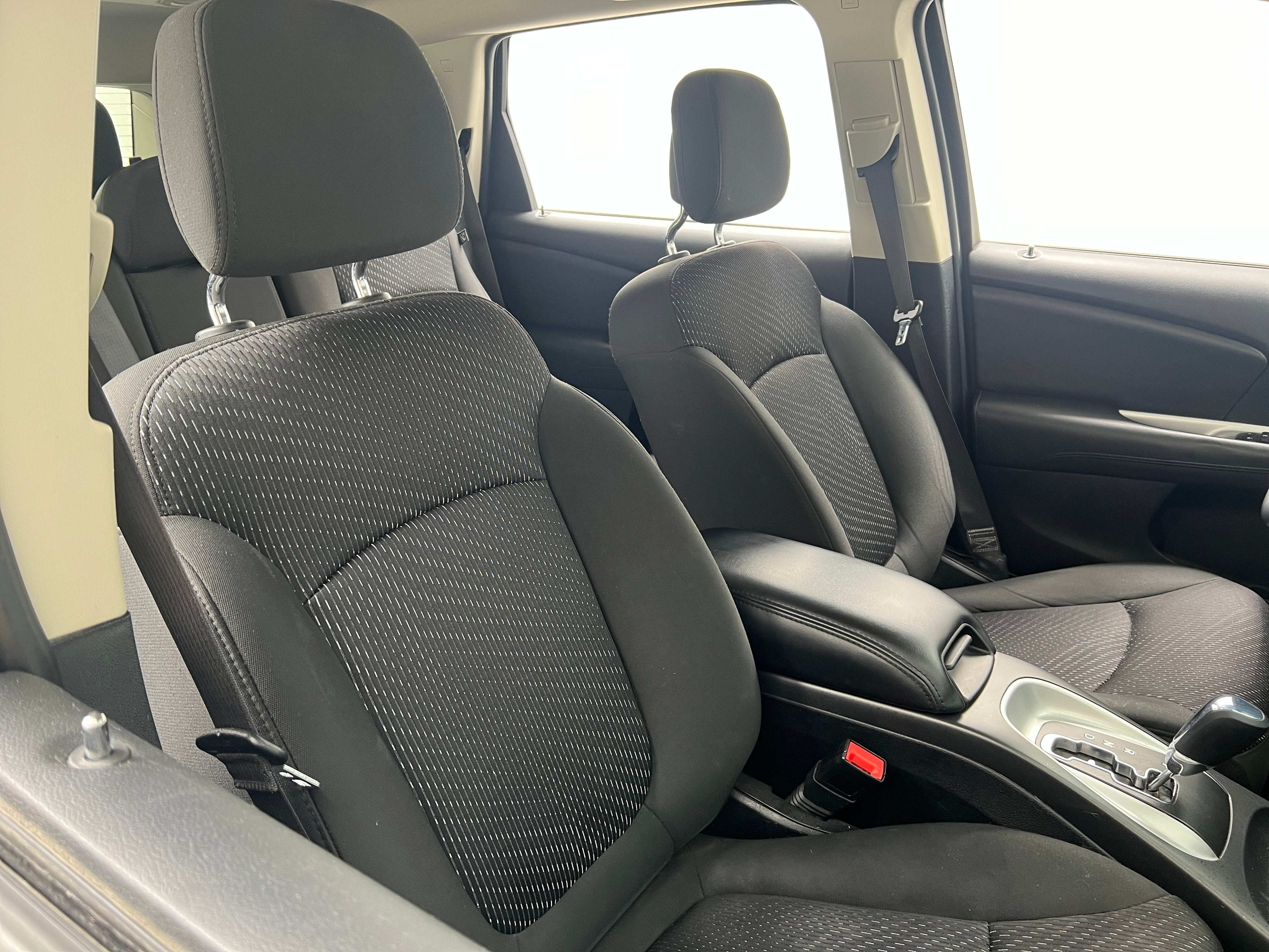 2018 Dodge Journey SXT 2