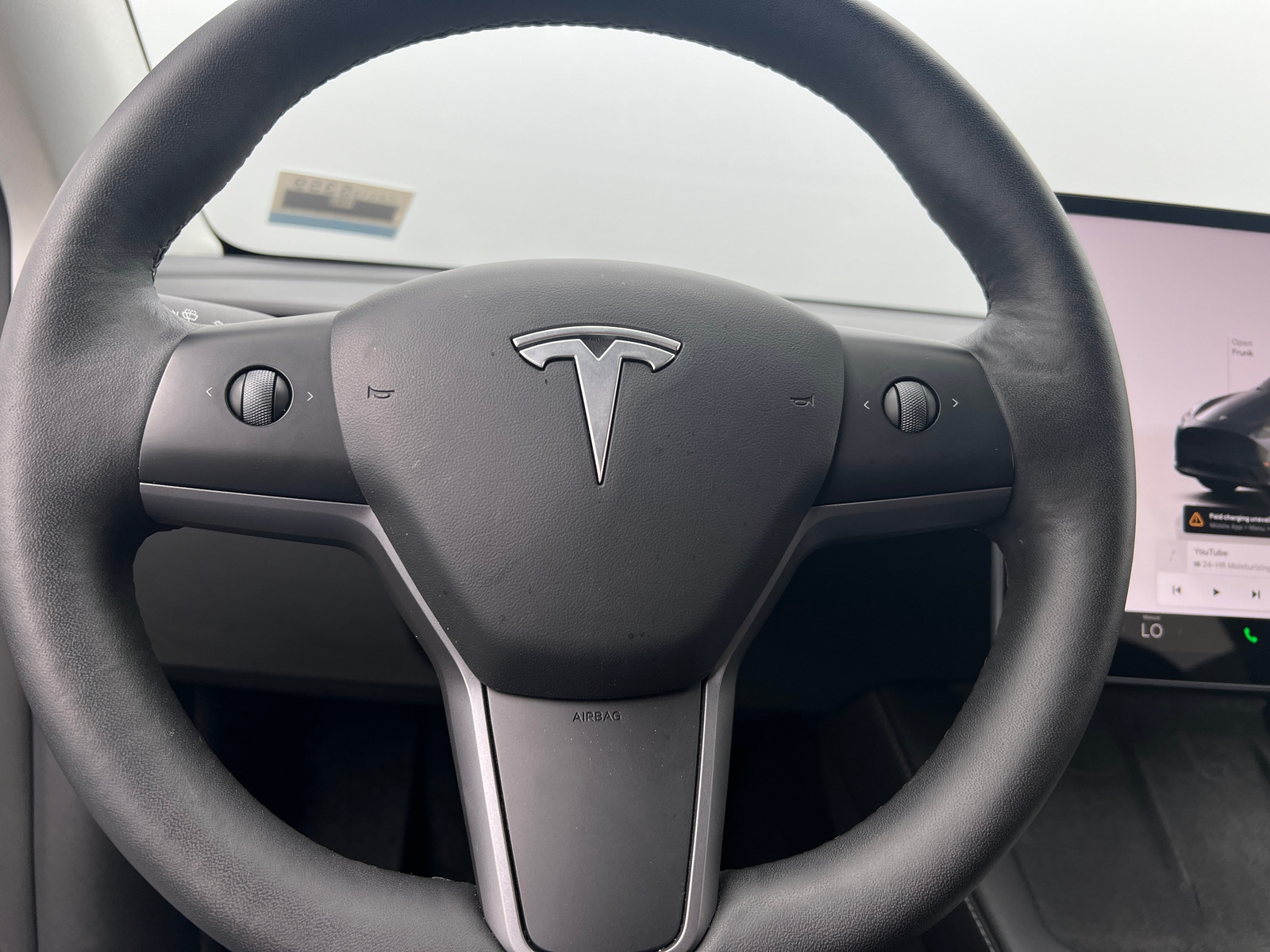 Thumbnail: 2022 Tesla Model Y - 4