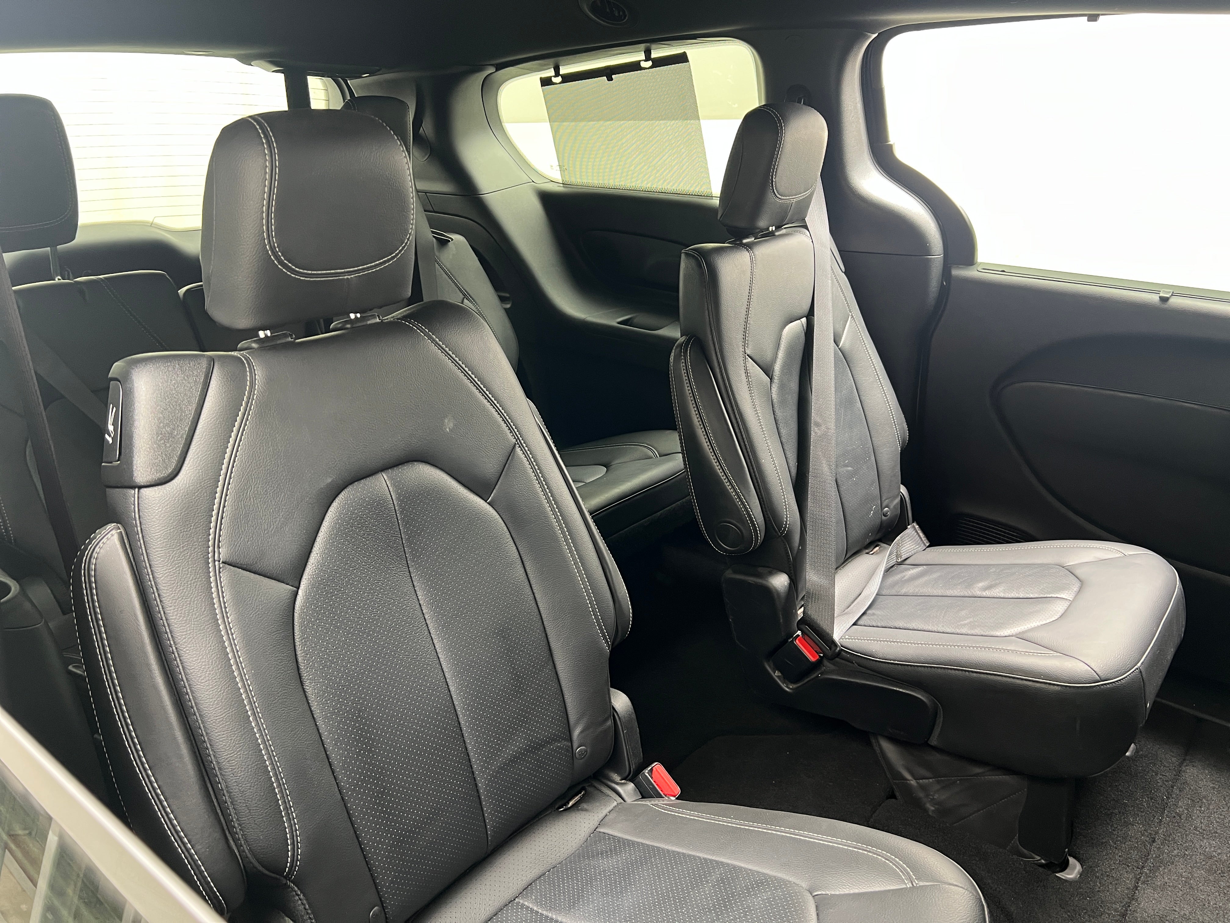 2018 Chrysler Pacifica  5