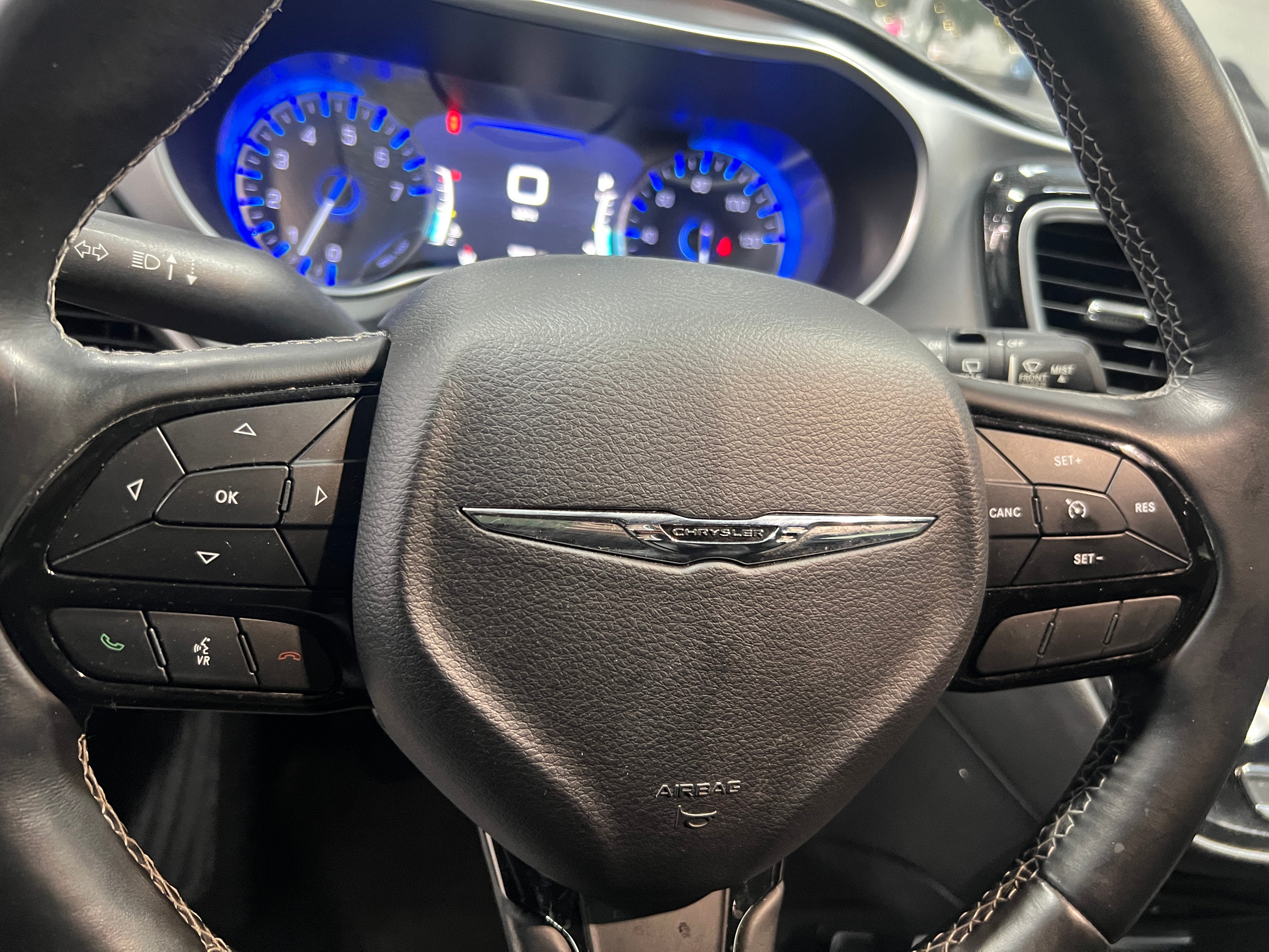 2018 Chrysler Pacifica  4
