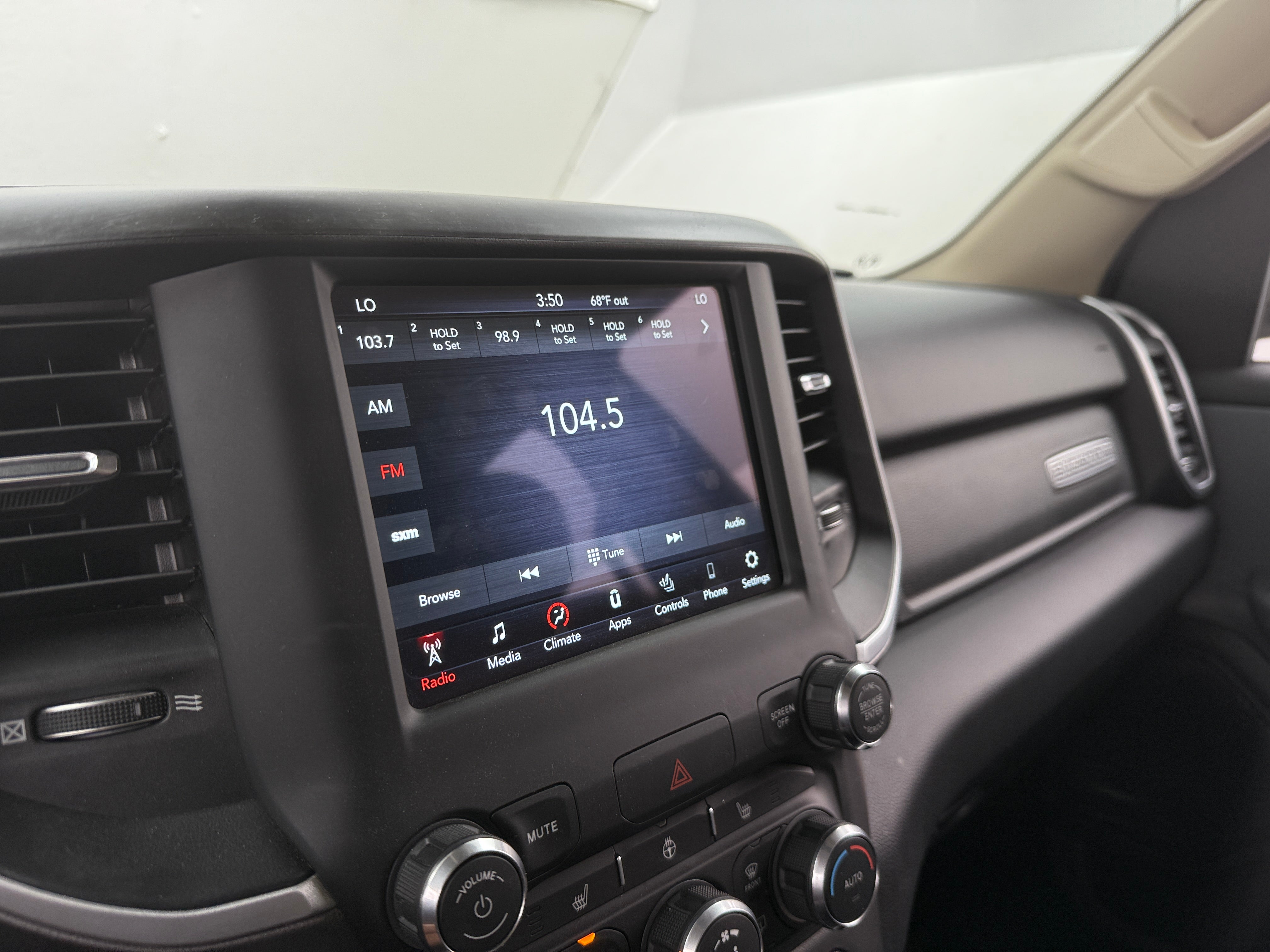 2020 RAM 1500 Big Horn 4