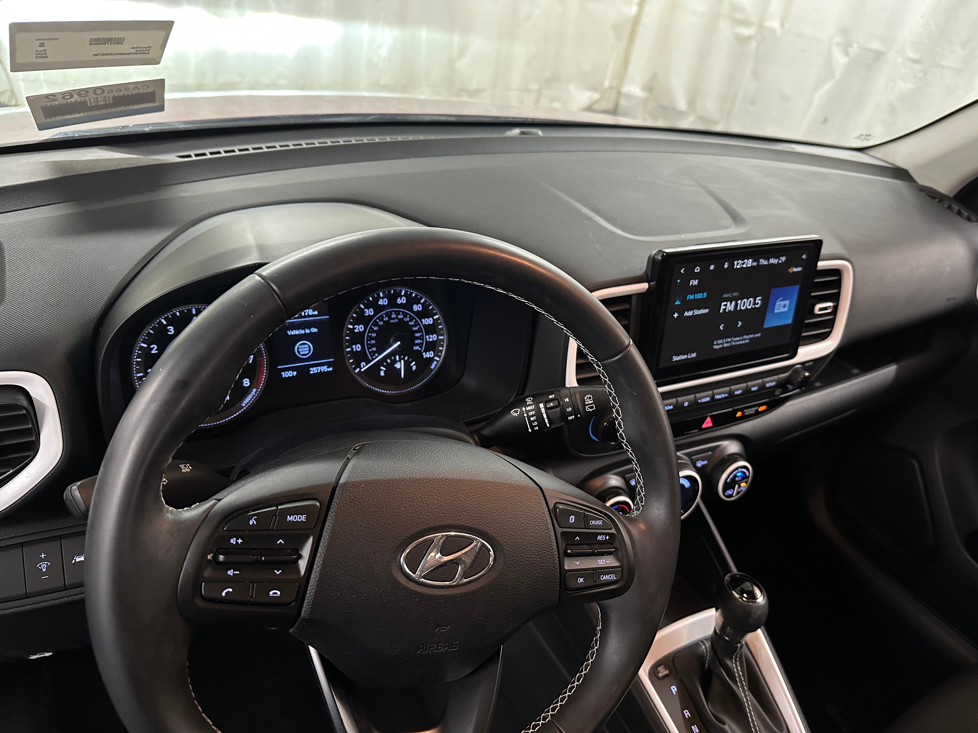 2022 Hyundai Venue Limited 2