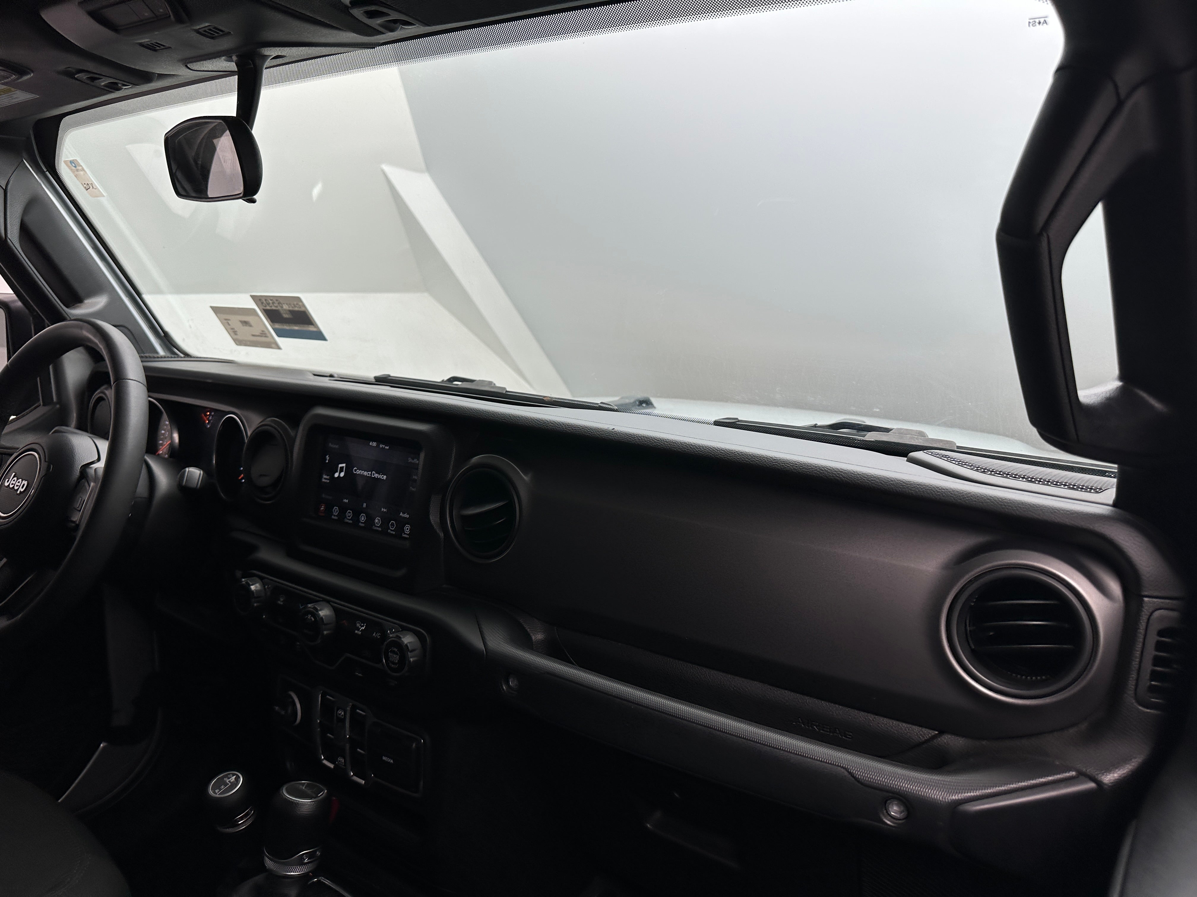 2023 Jeep Gladiator Sport 3