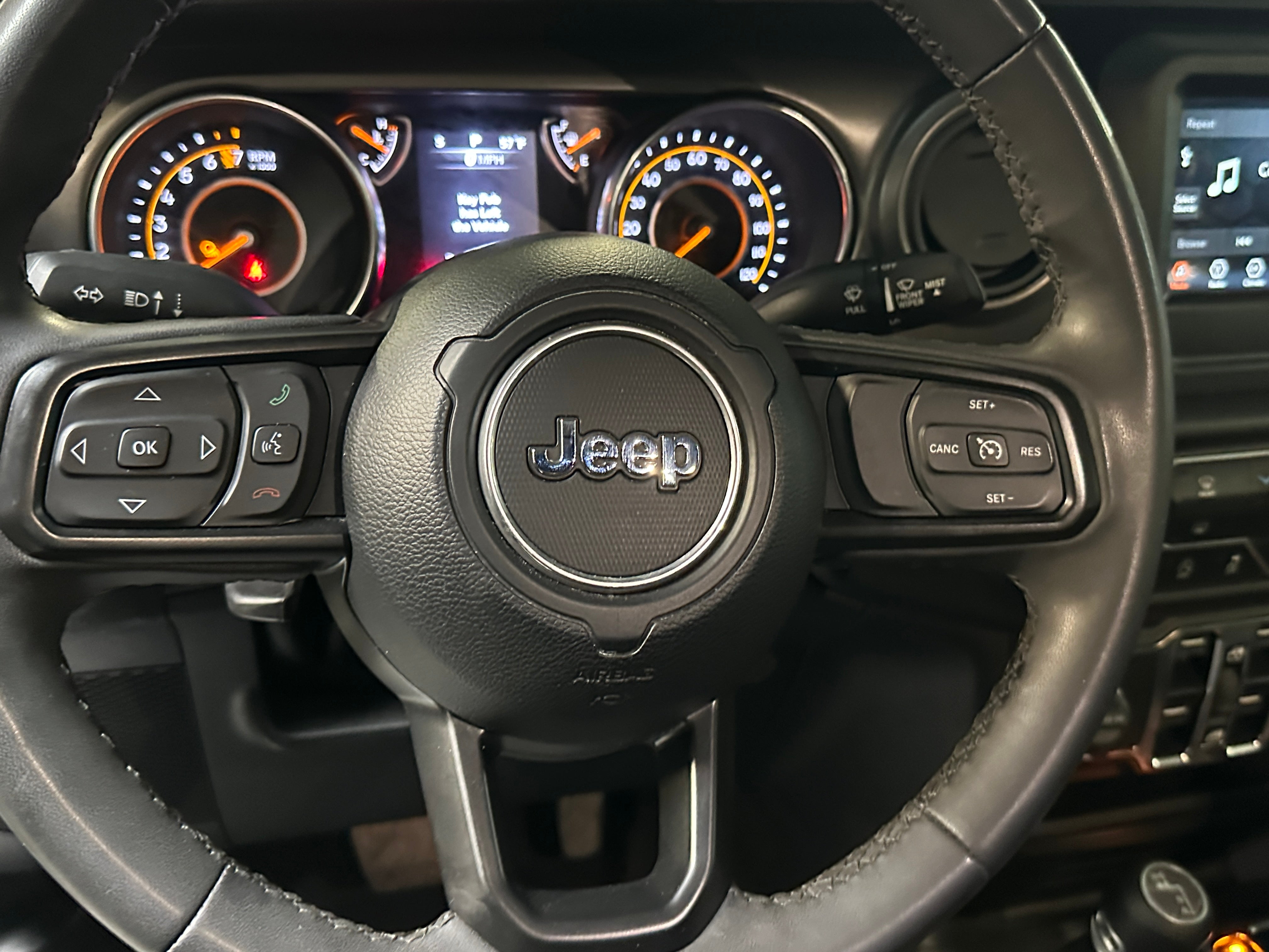 2023 Jeep Gladiator Sport 5