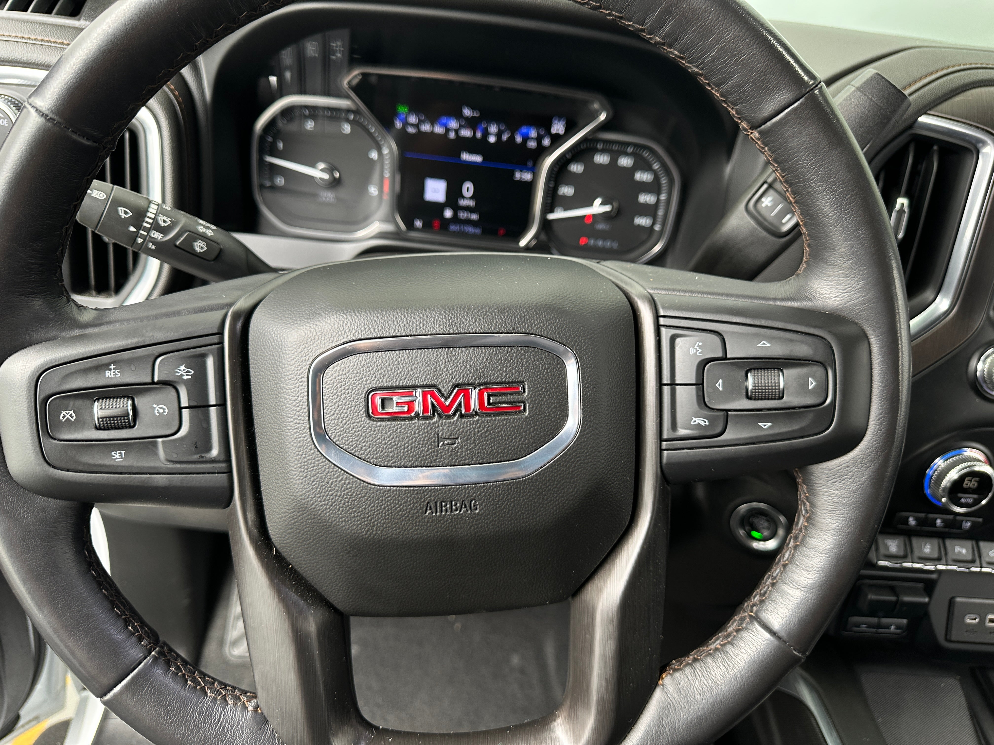 2022 GMC Sierra 2500 AT4 4