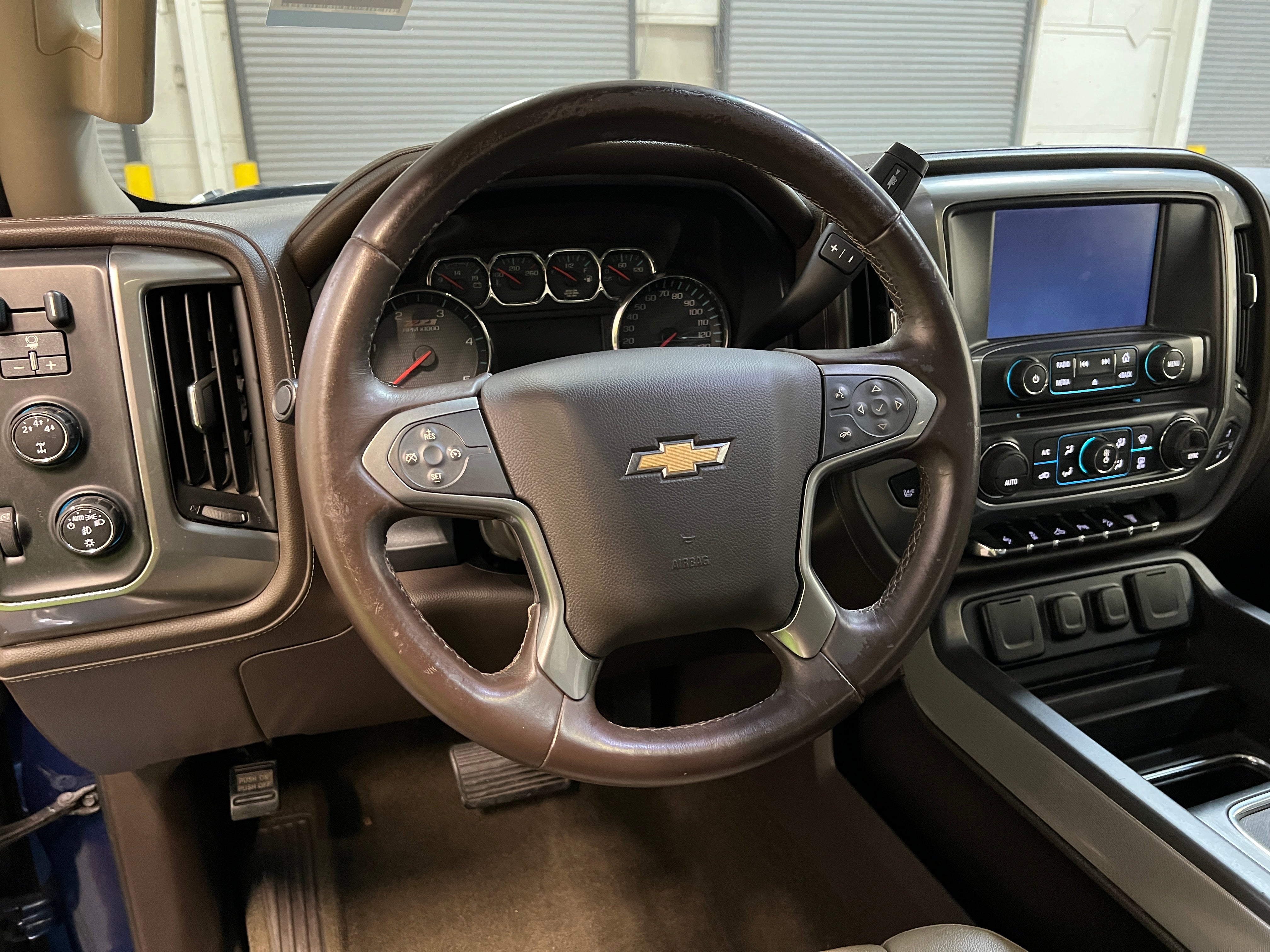 2015 Chevrolet Silverado 2500 LTZ 4