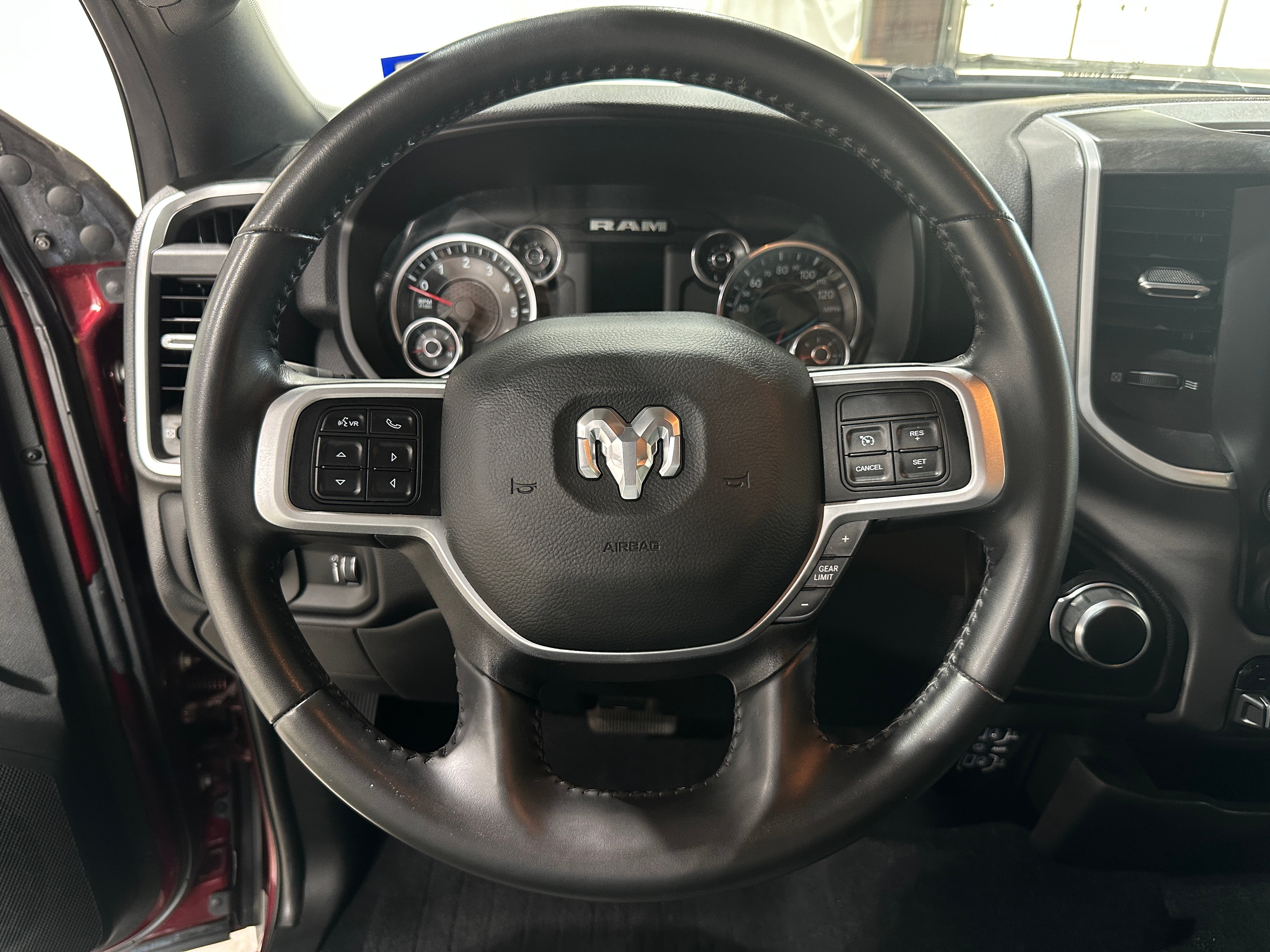 2022 RAM 3500 Big Horn 5