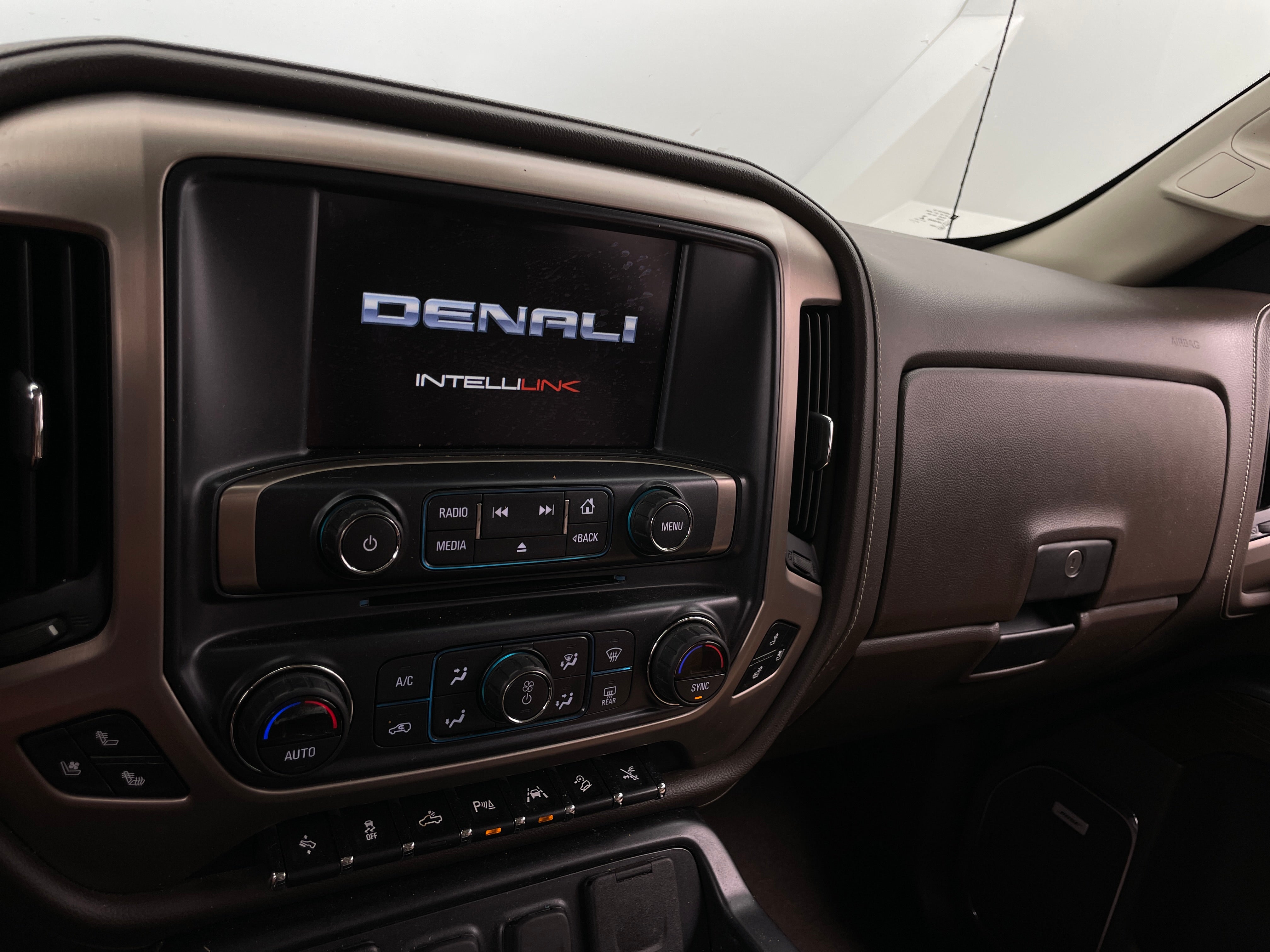 2018 GMC Sierra 1500 Denali 3