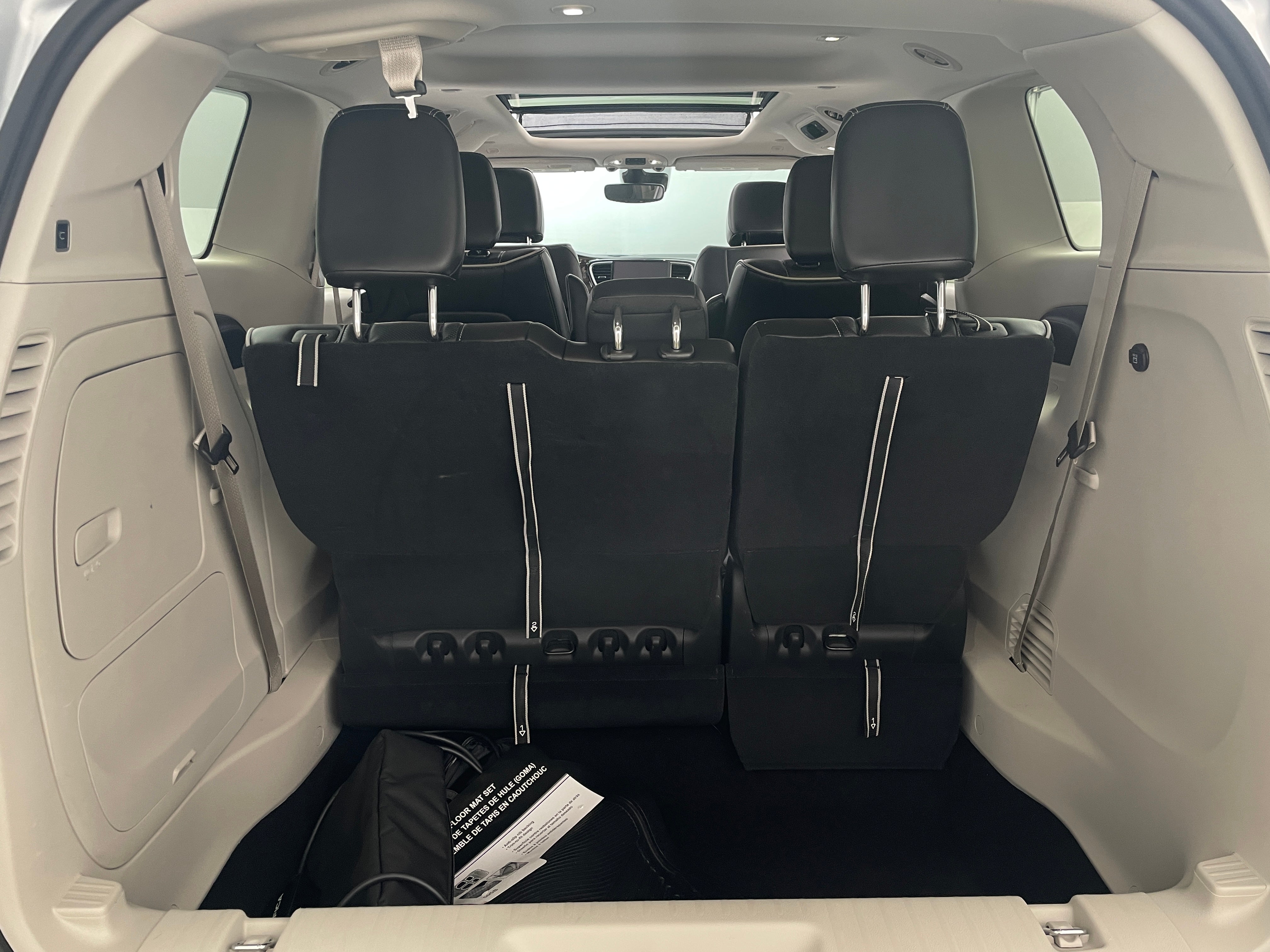 2023 Chrysler Pacifica Hybrid Limited 6