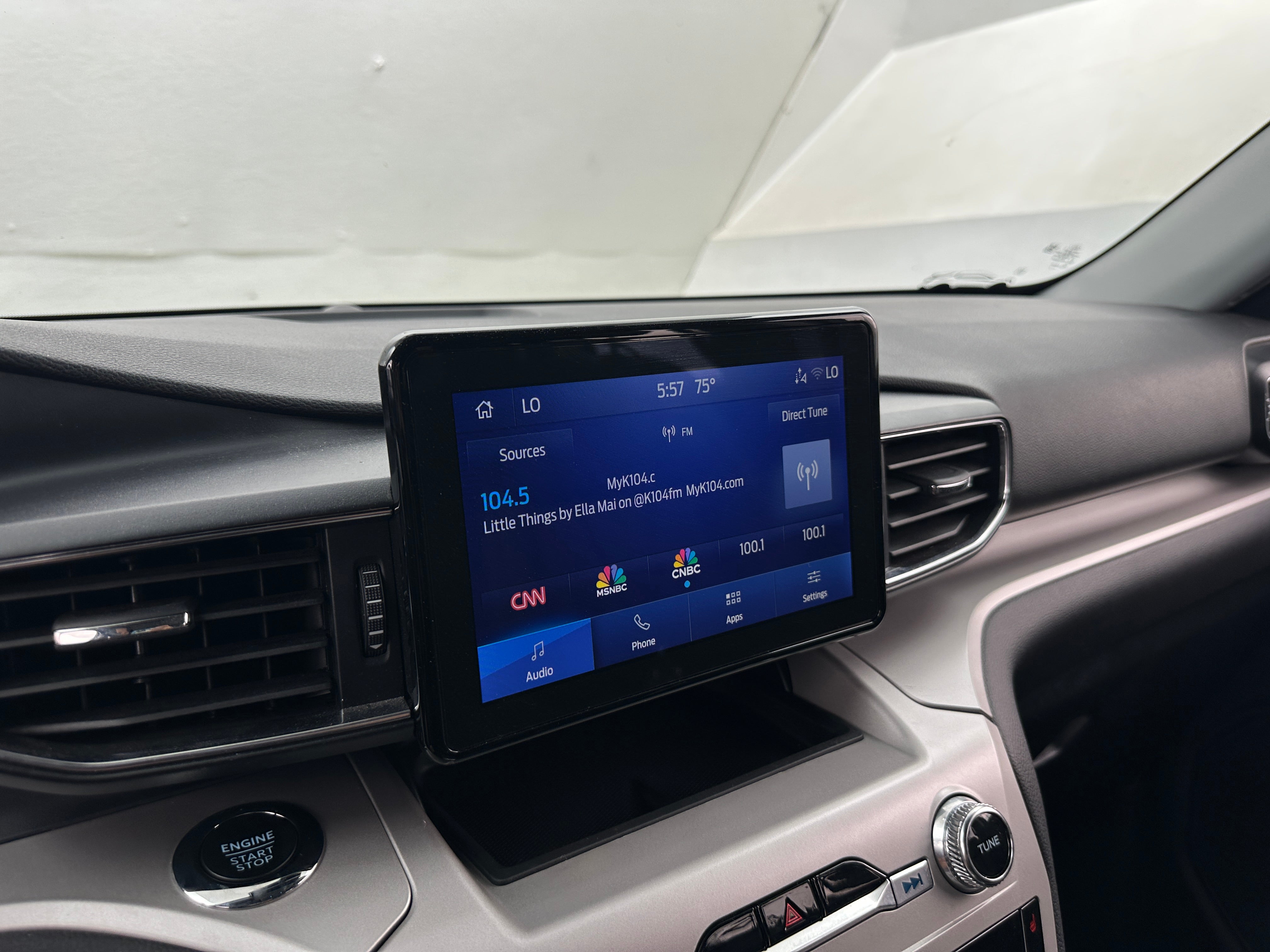 2024 Ford Explorer XLT 4