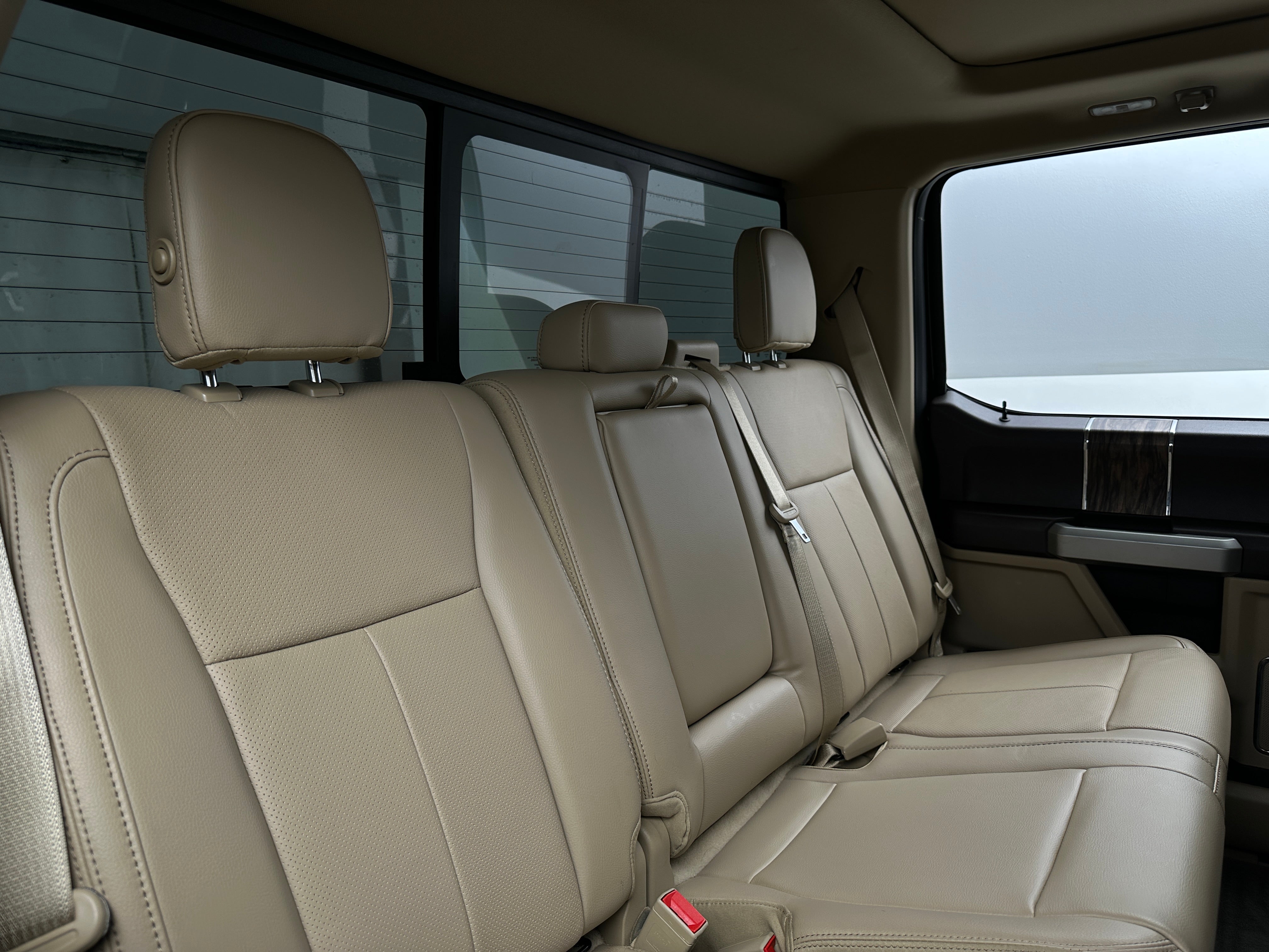 2018 Ford Econoline E-150 5