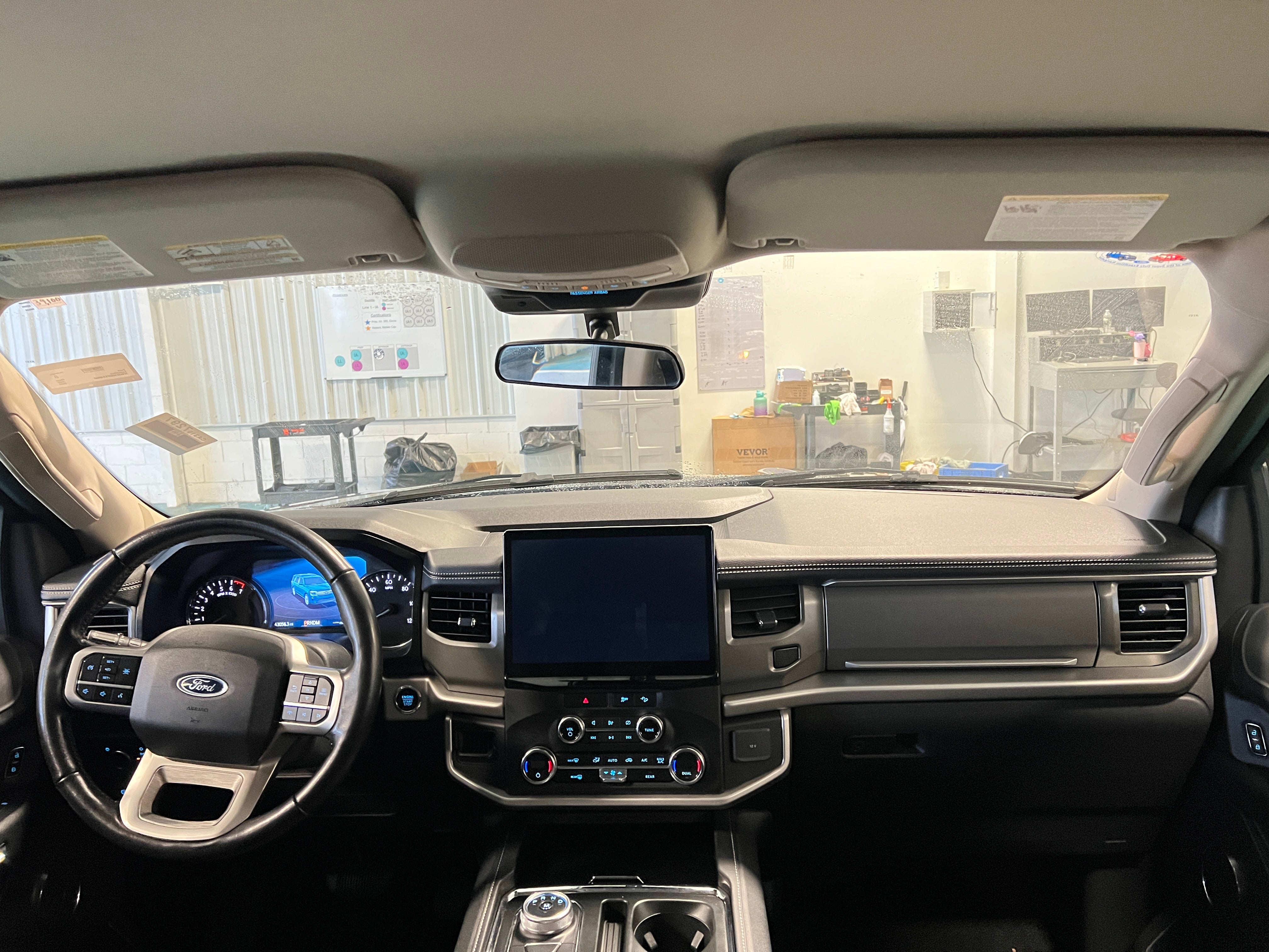 2023 Ford Expedition XL 3