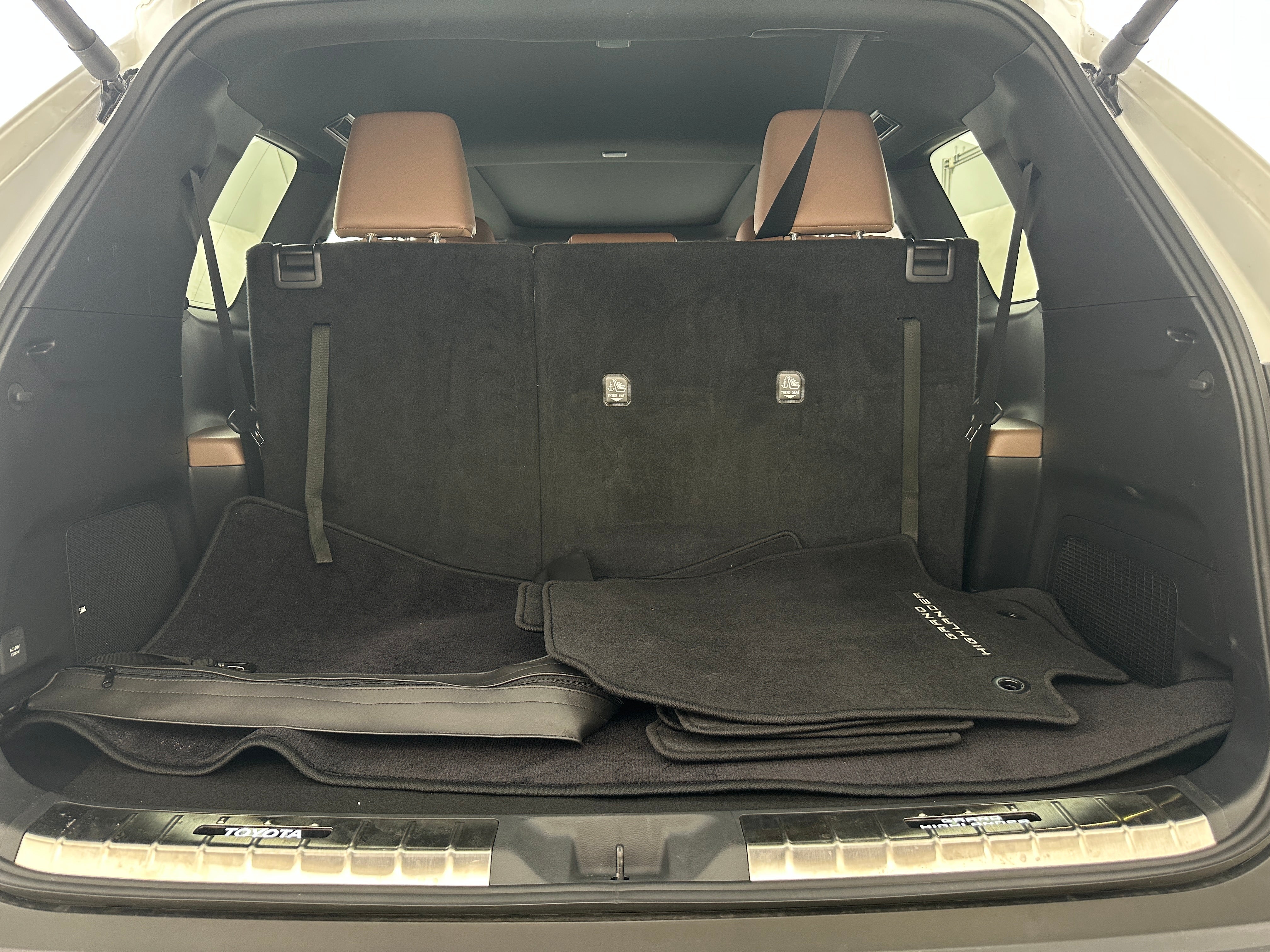 2024 Toyota Grand Highlander Platinum 6