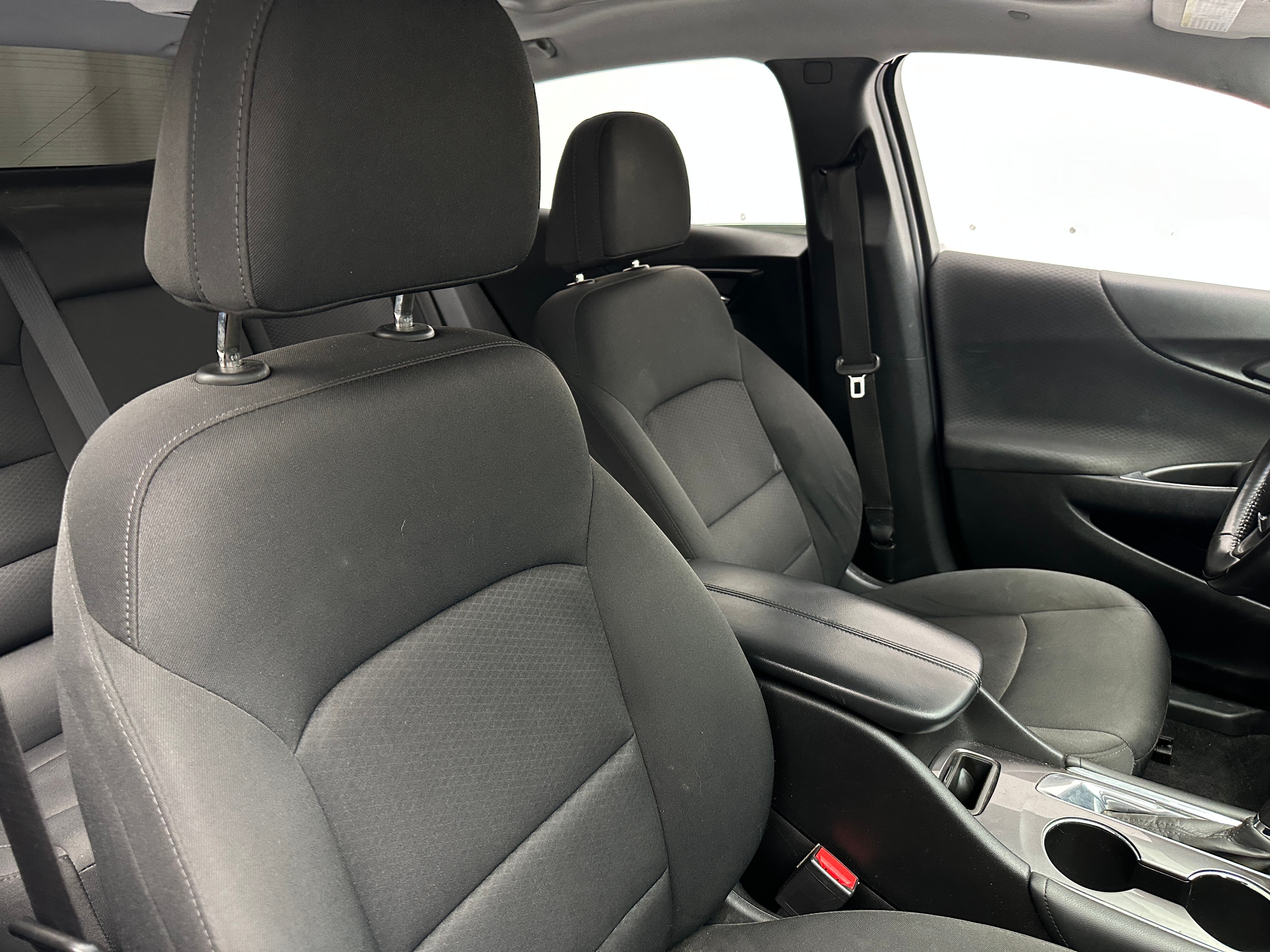 2018 Chevrolet Malibu LT 2