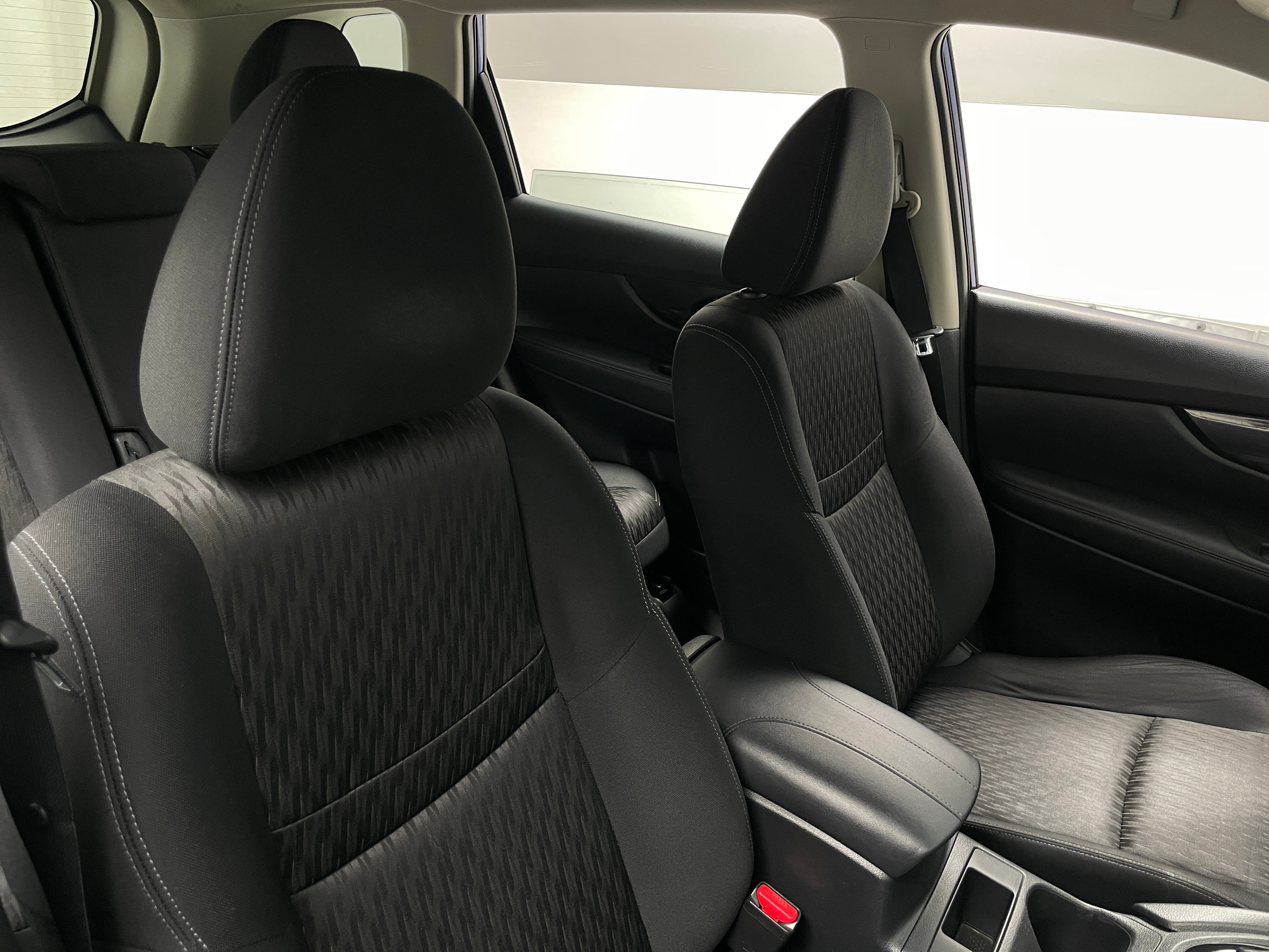 2017 Nissan Rogue S 2