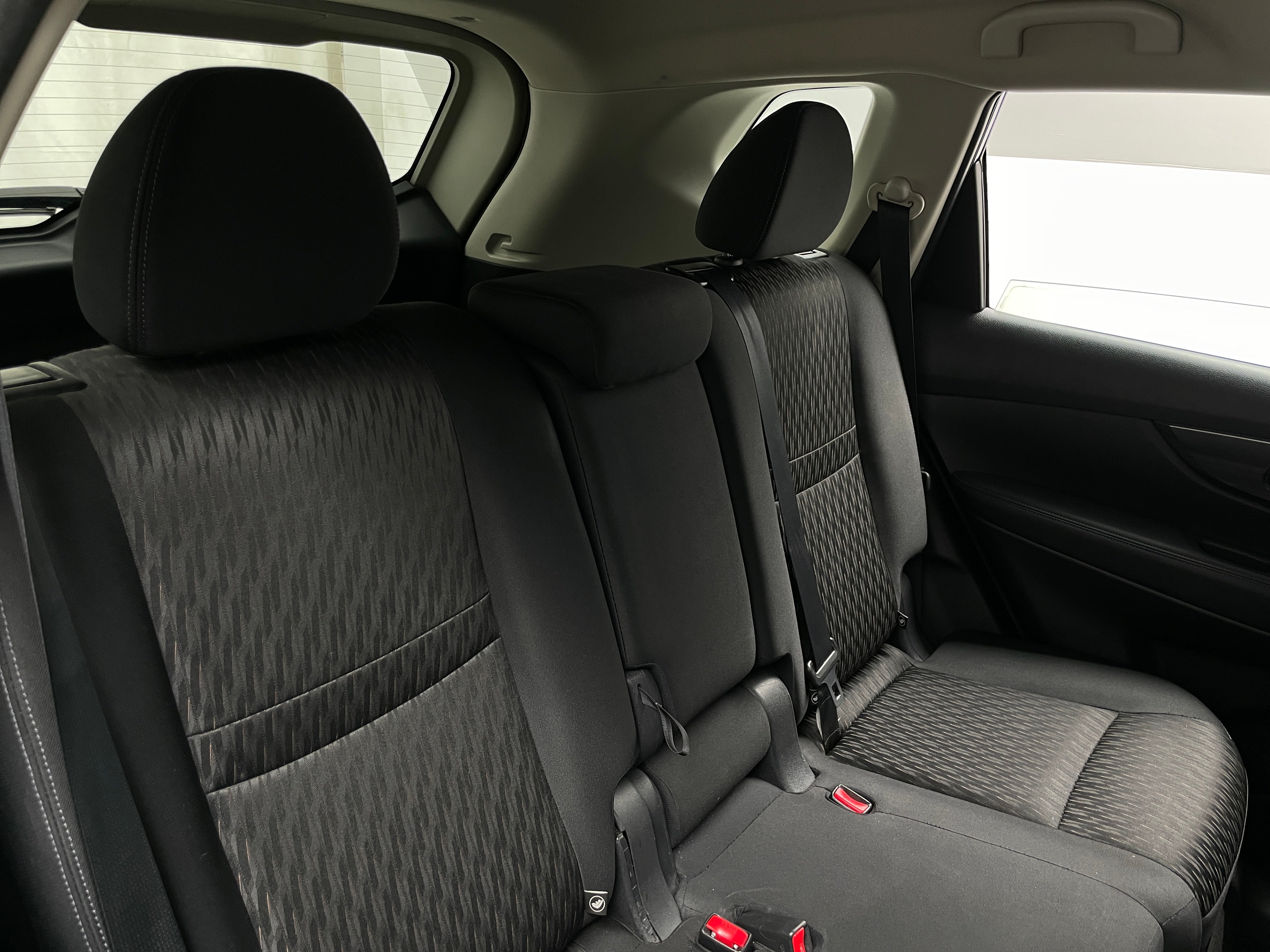 2017 Nissan Rogue S 6