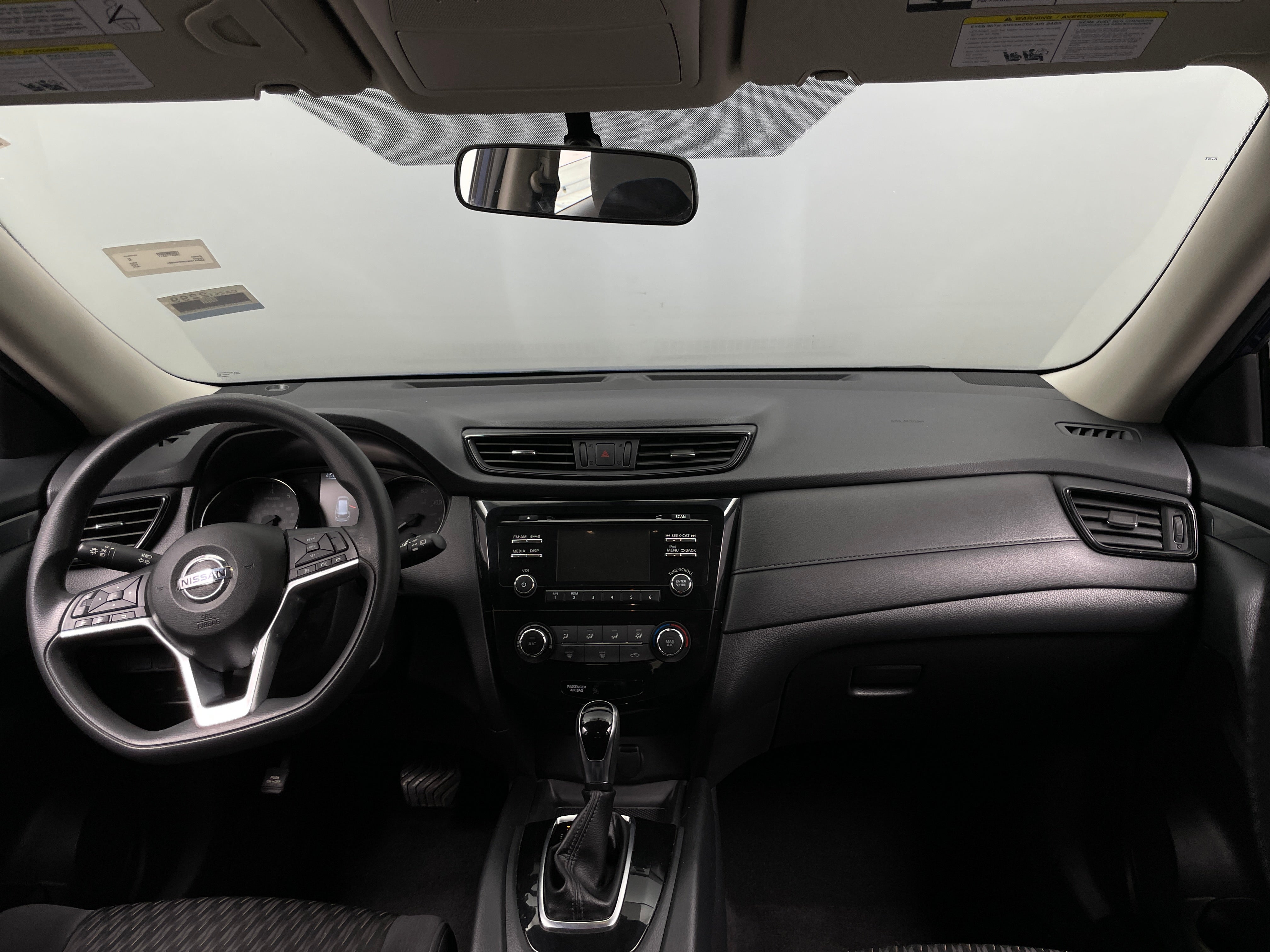 2017 Nissan Rogue S 3