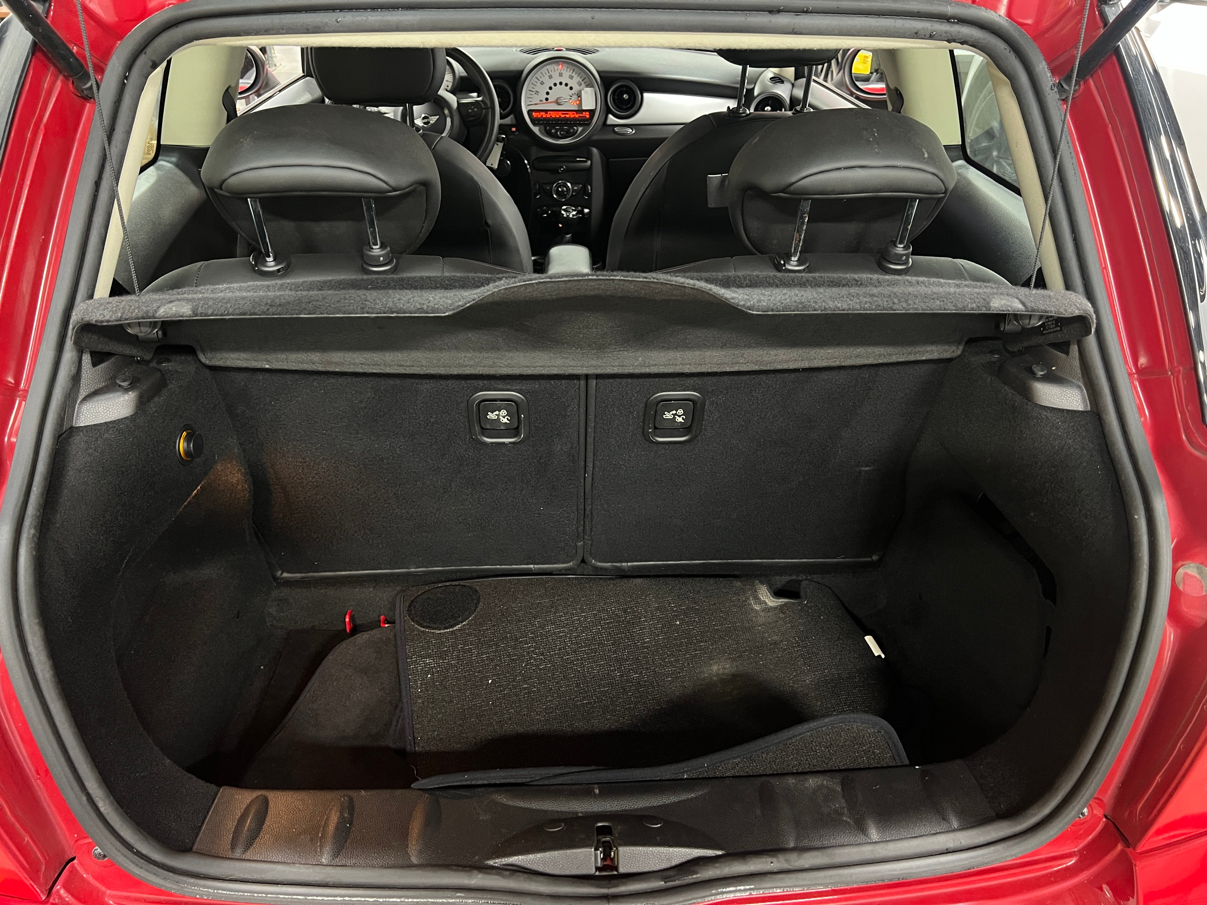 2013 MINI Cooper Hardtop  6