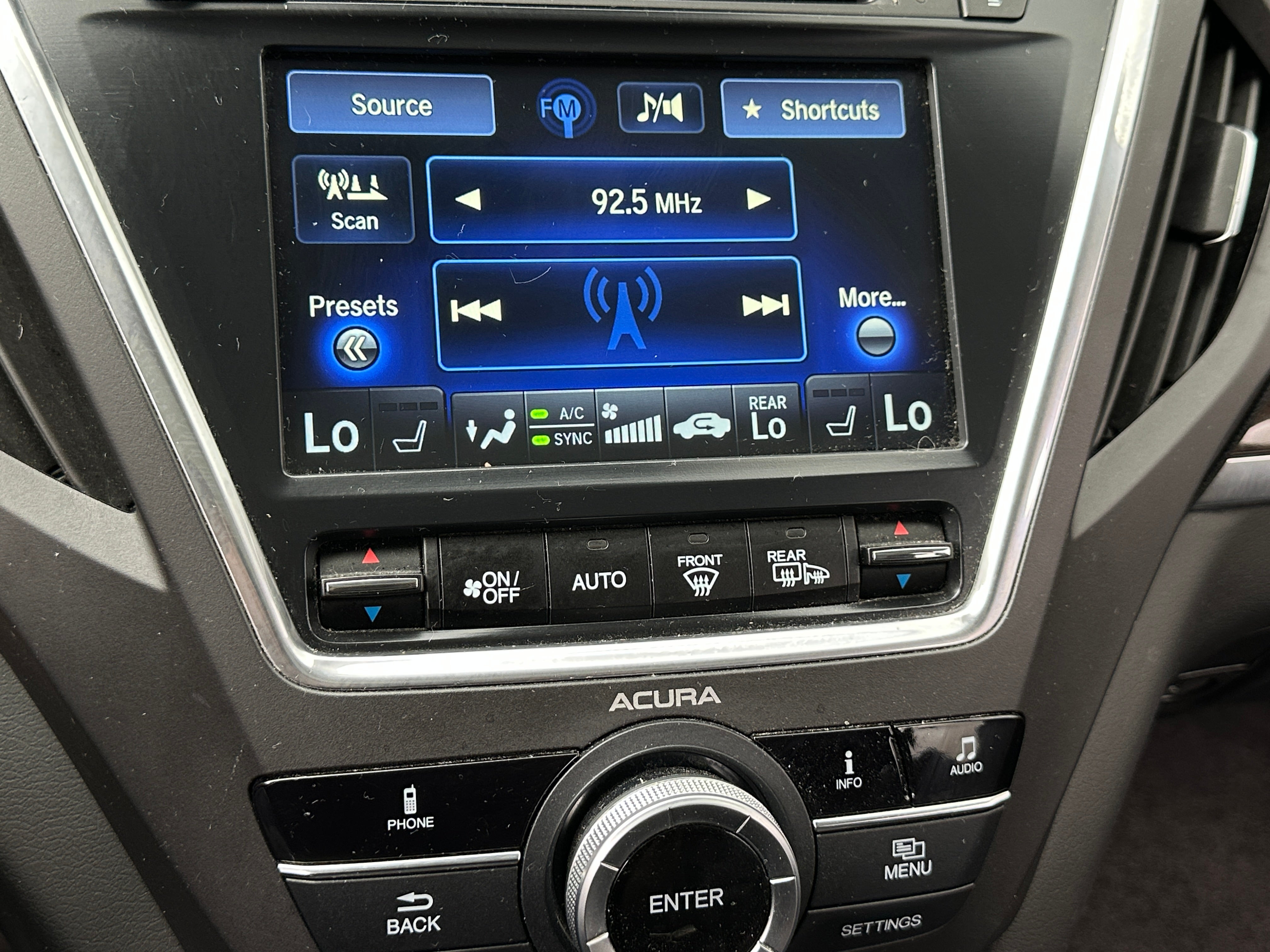 2017 Acura MDX Base 3