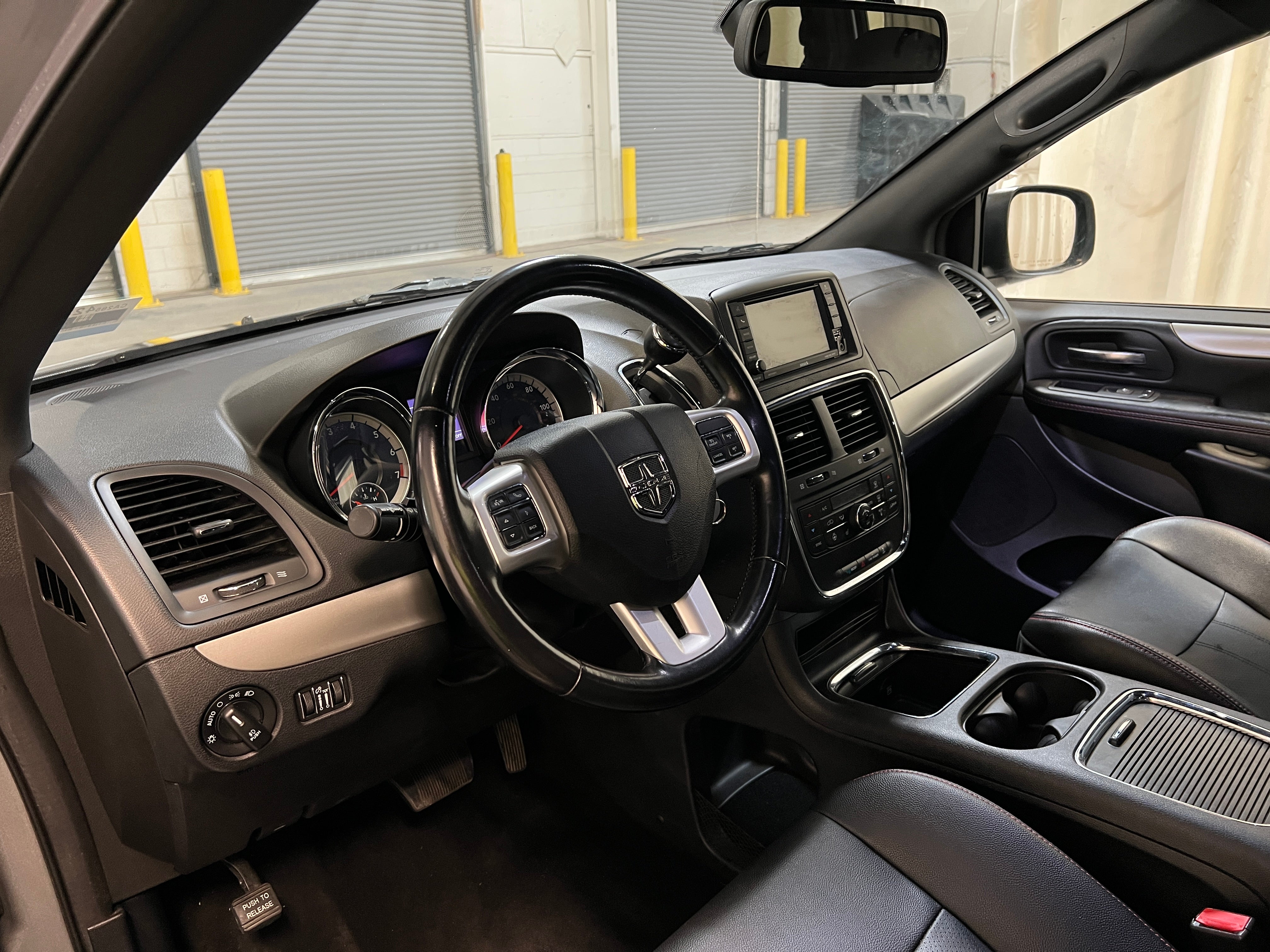 2020 Dodge Grand Caravan SE 2