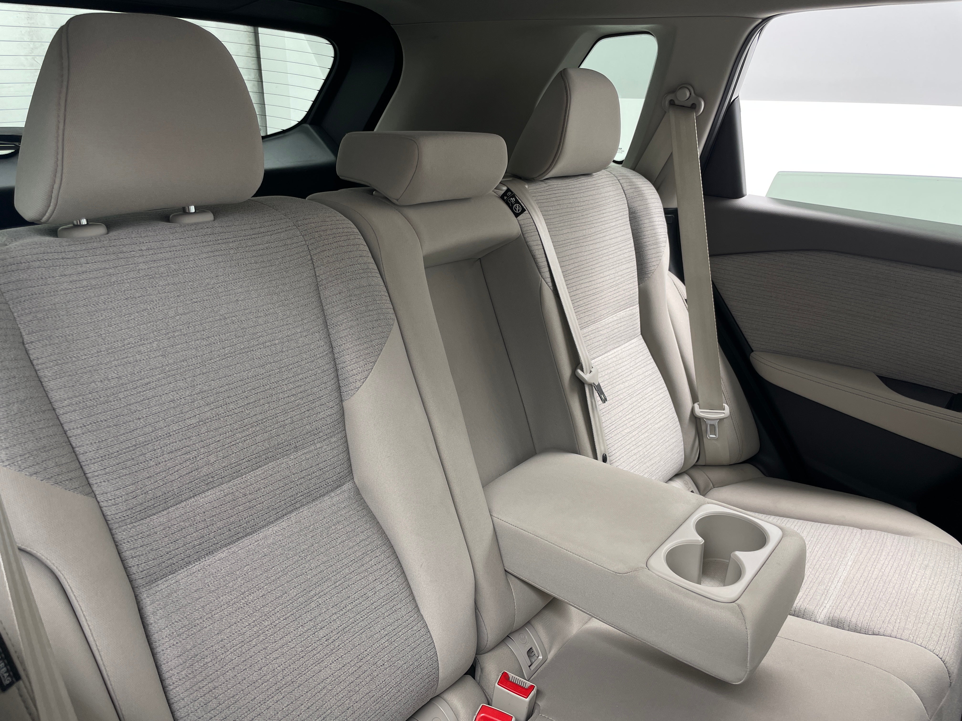 2023 Nissan Rogue SV 6