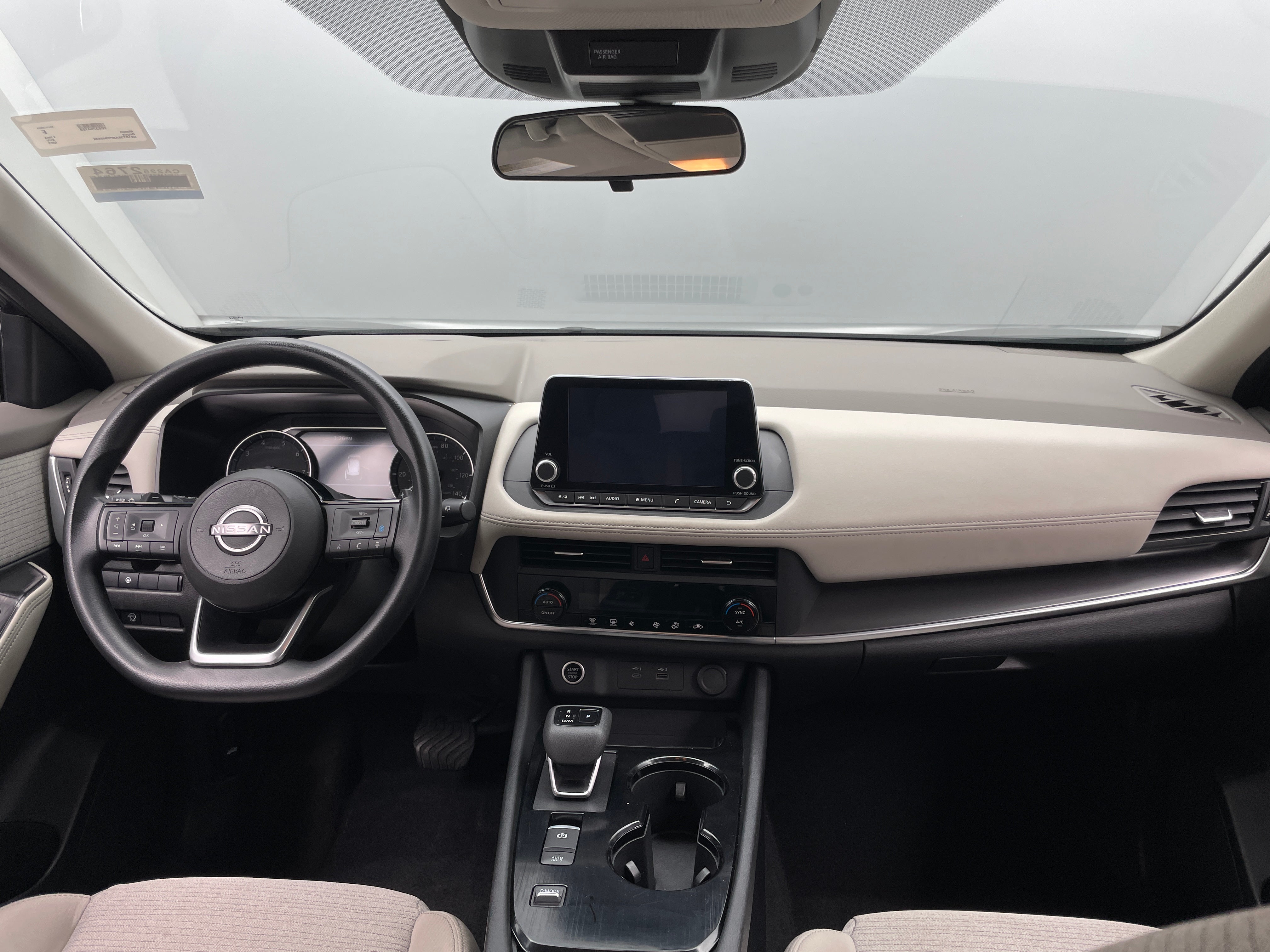 2023 Nissan Rogue SV 3