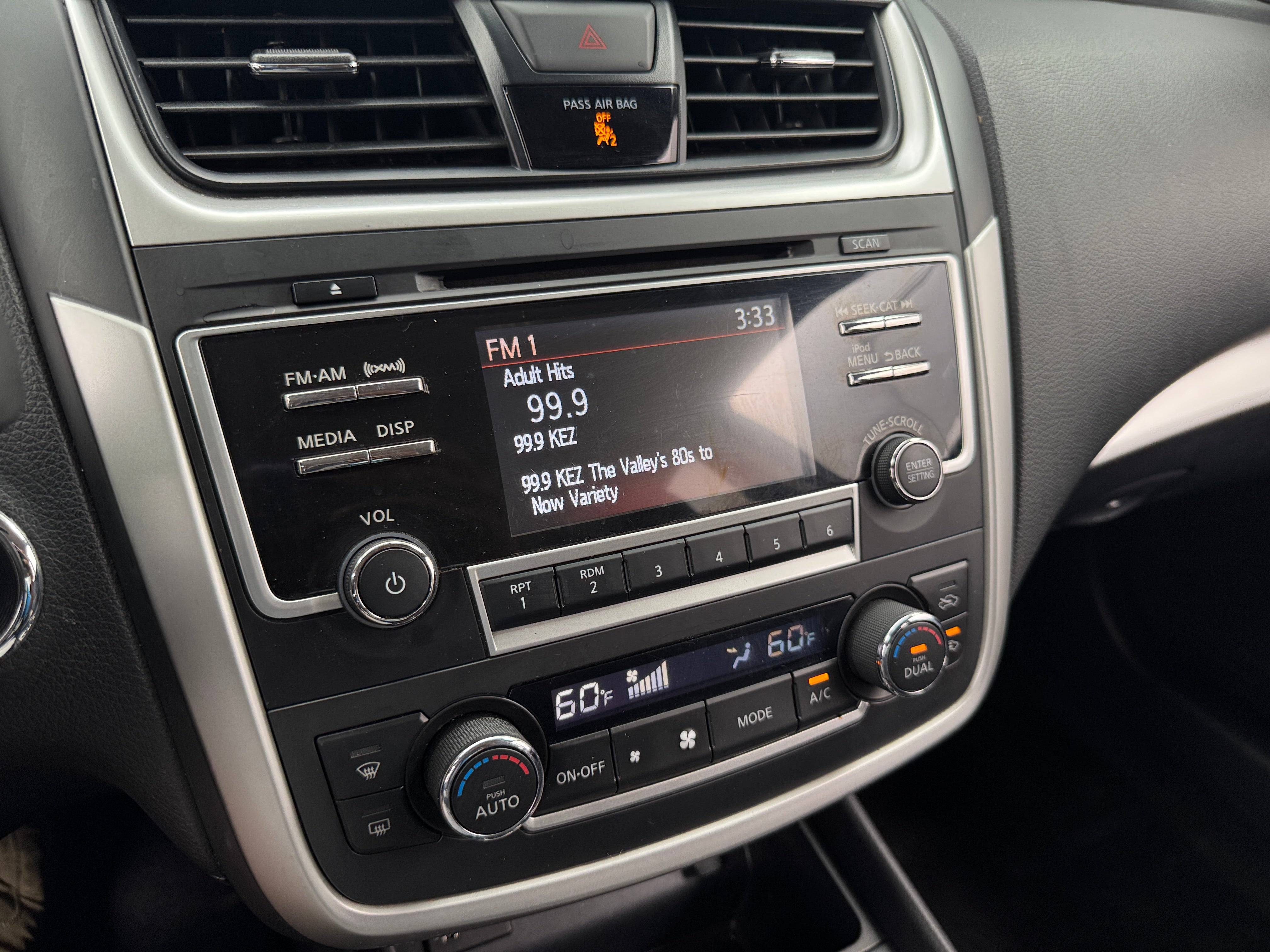 2017 Nissan Altima SV 4