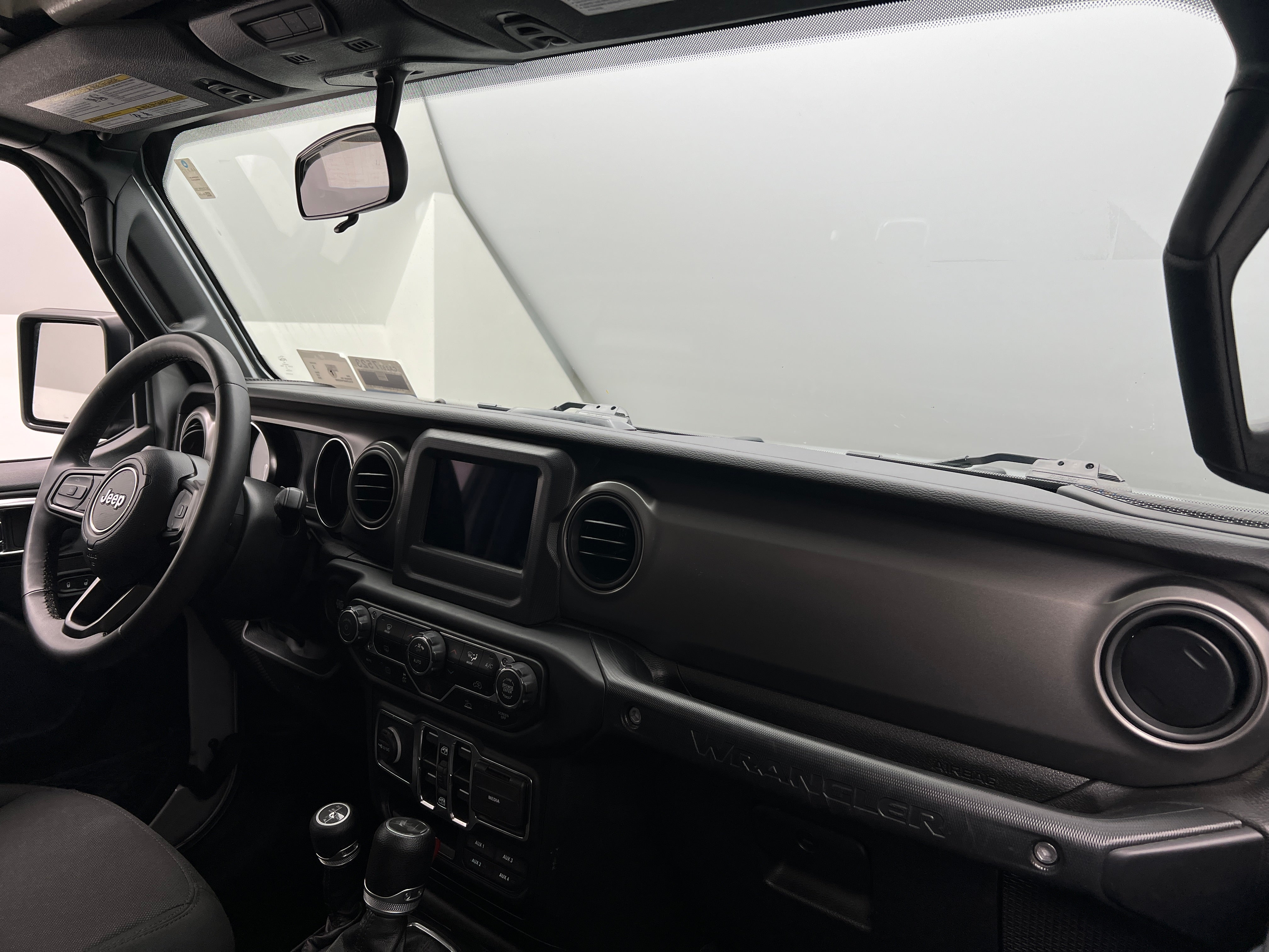 2023 Jeep Wrangler Willys Wheeler 3