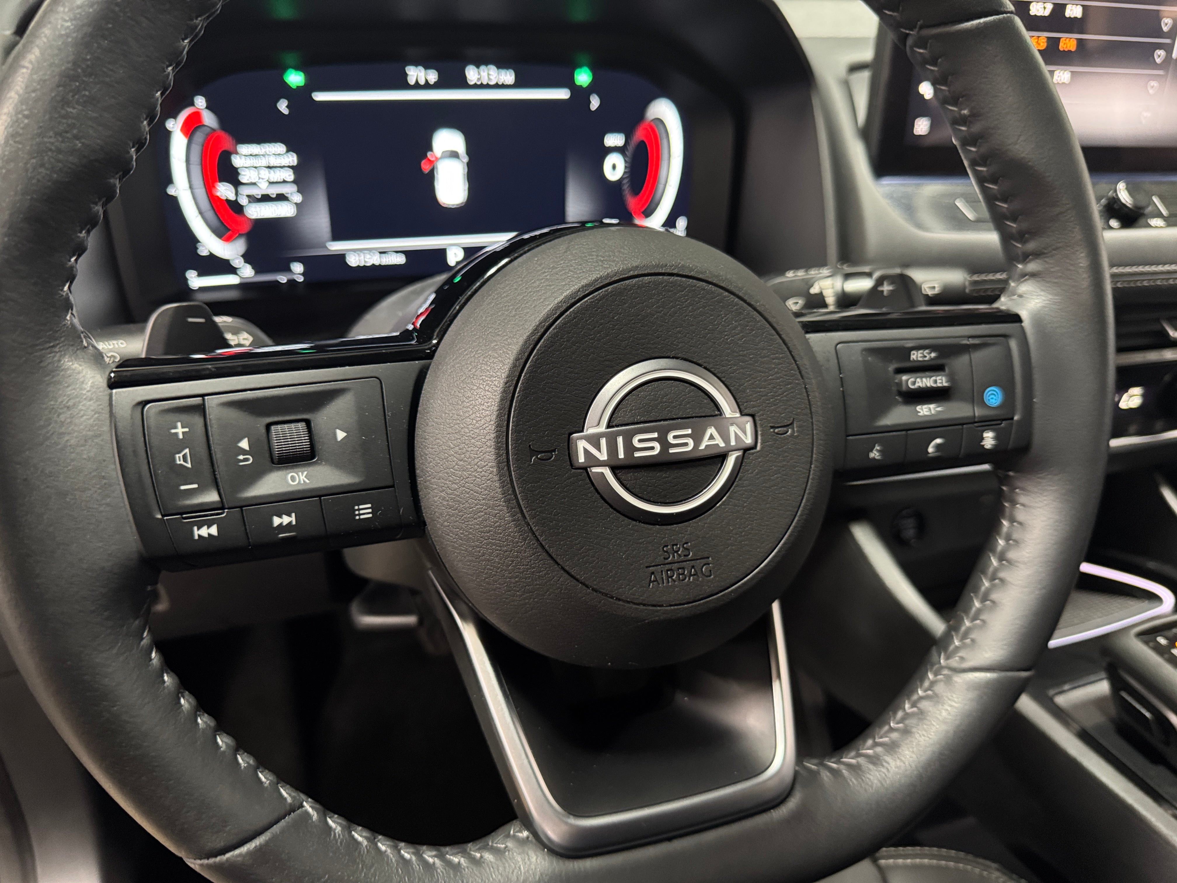 2024 Nissan Rogue SL 4