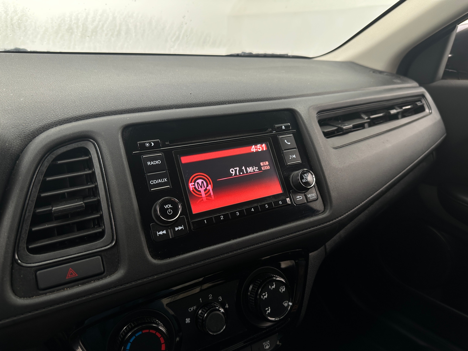 Thumbnail: 2018 Honda HR-V - 4