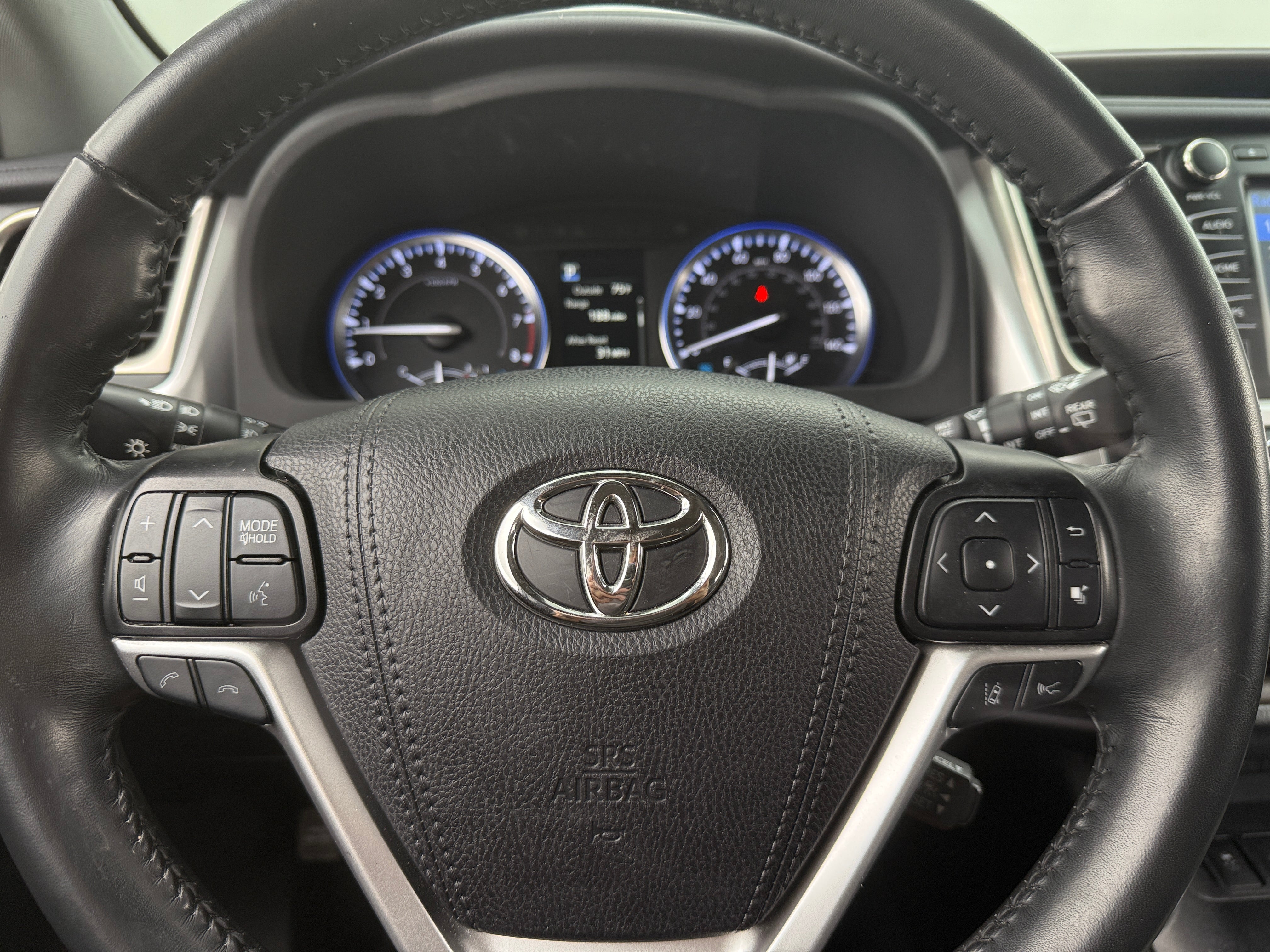 2019 Toyota Highlander Limited 4