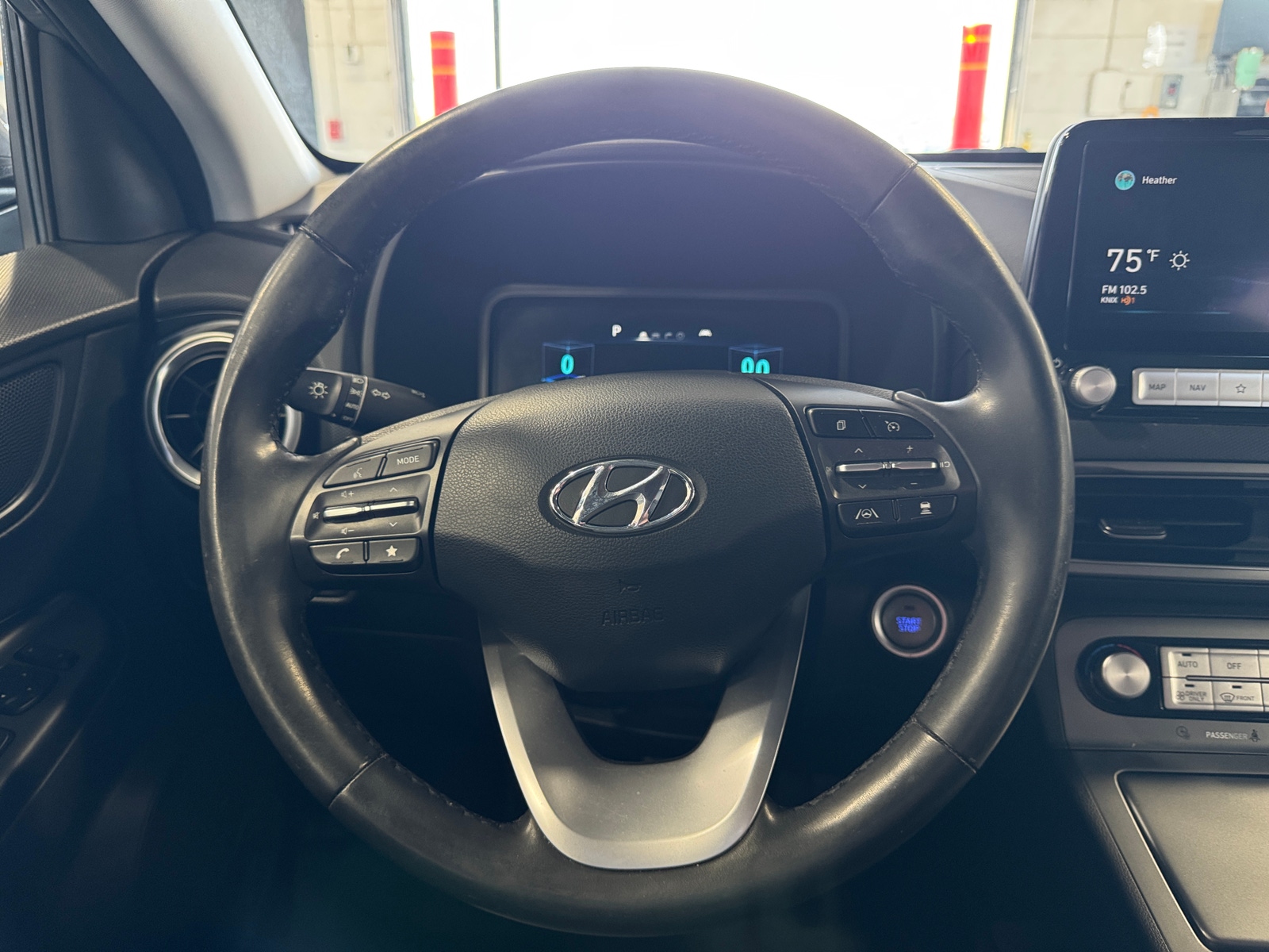 Thumbnail: 2022 Hyundai Kona - 4