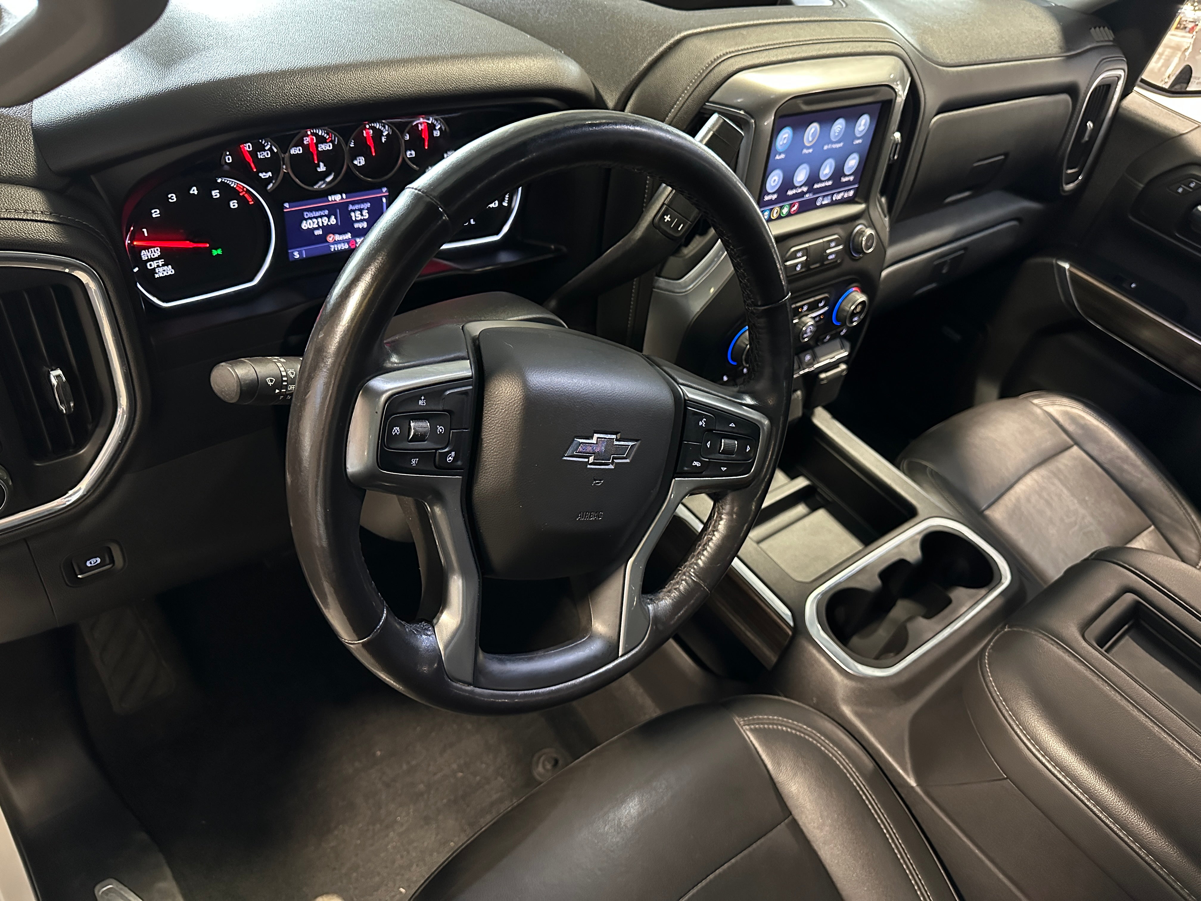 2020 Chevrolet Silverado 1500 RST 3