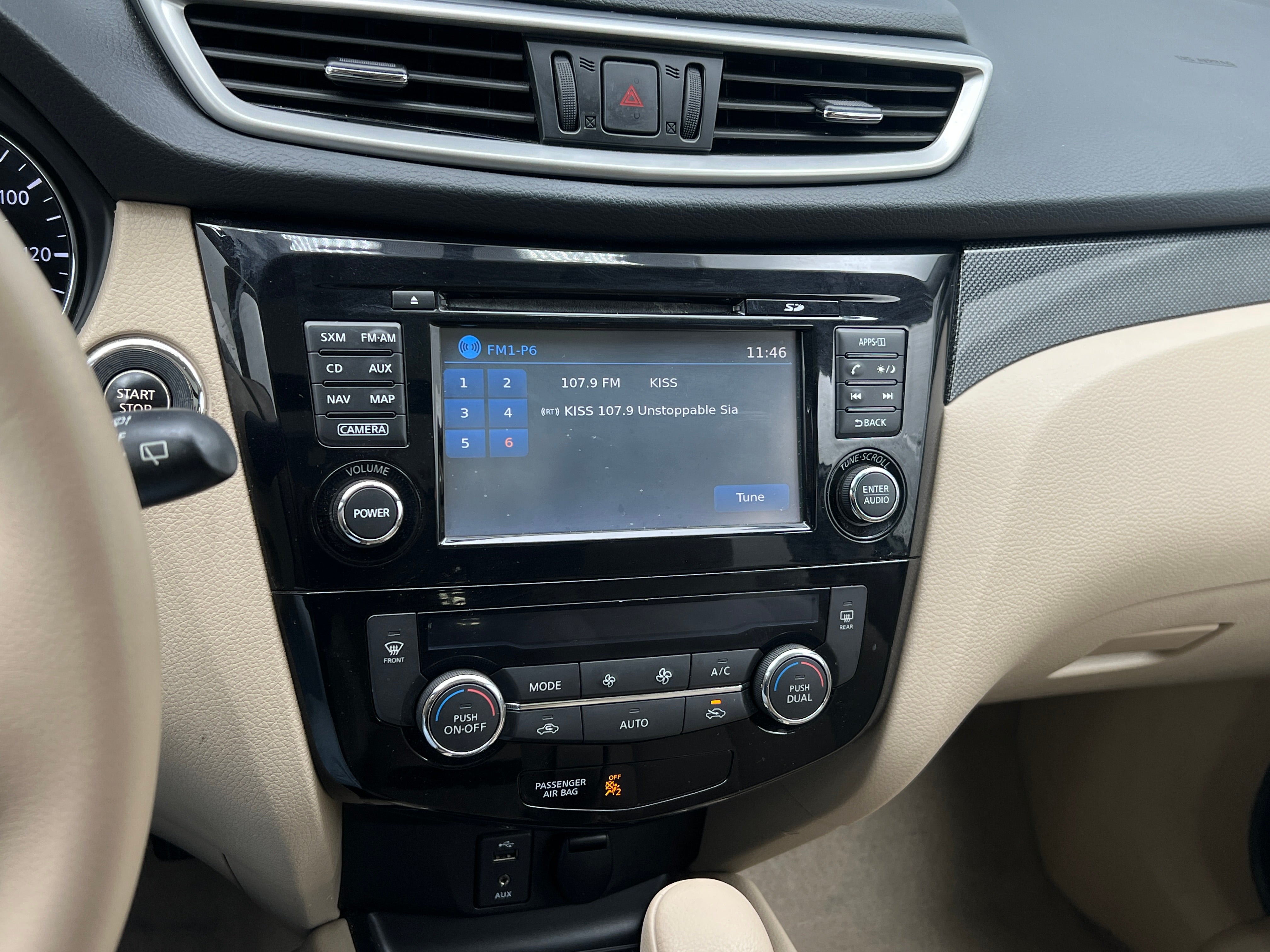 2014 Nissan Rogue SL 3