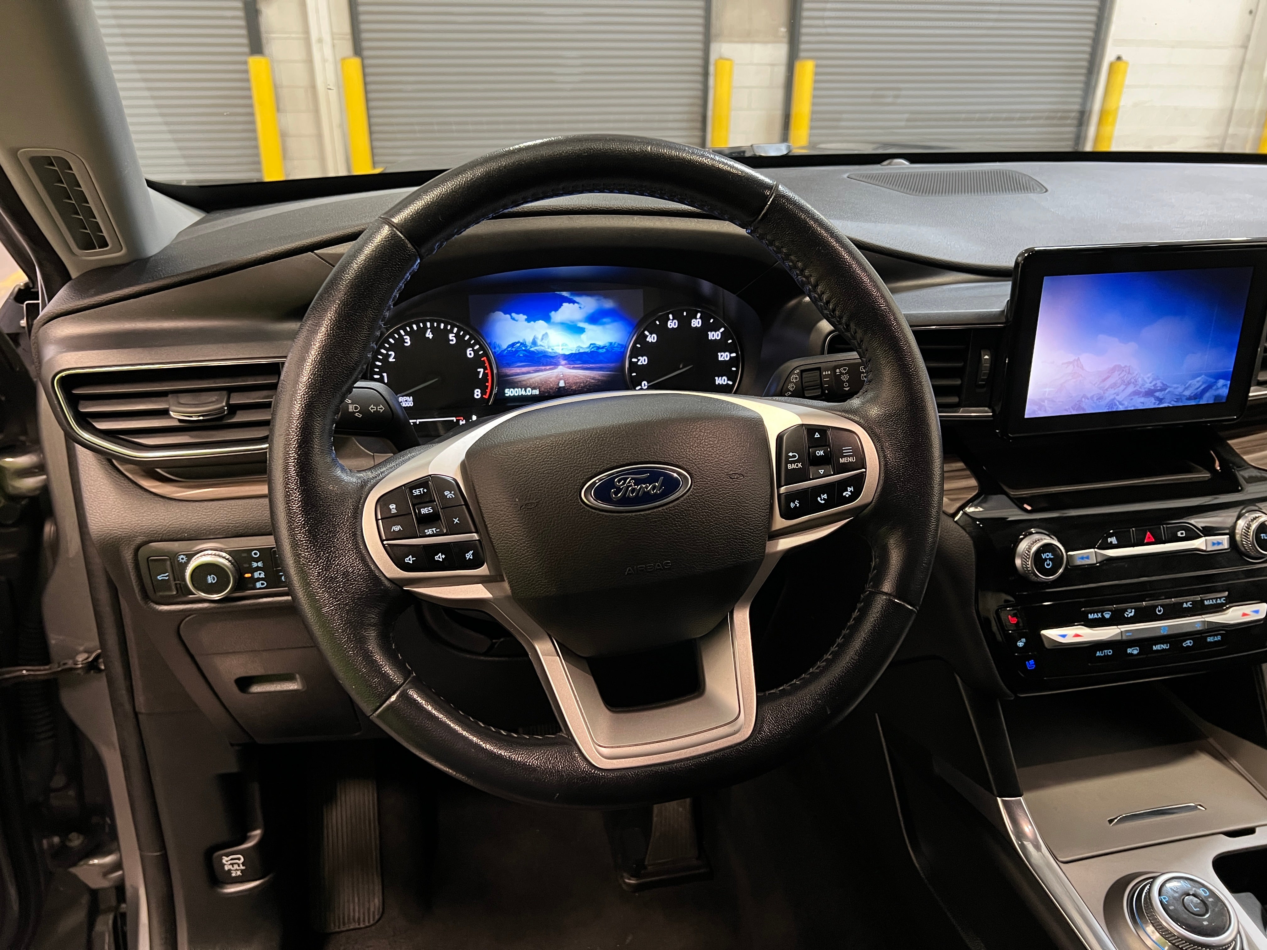 2022 Ford Explorer Limited 4