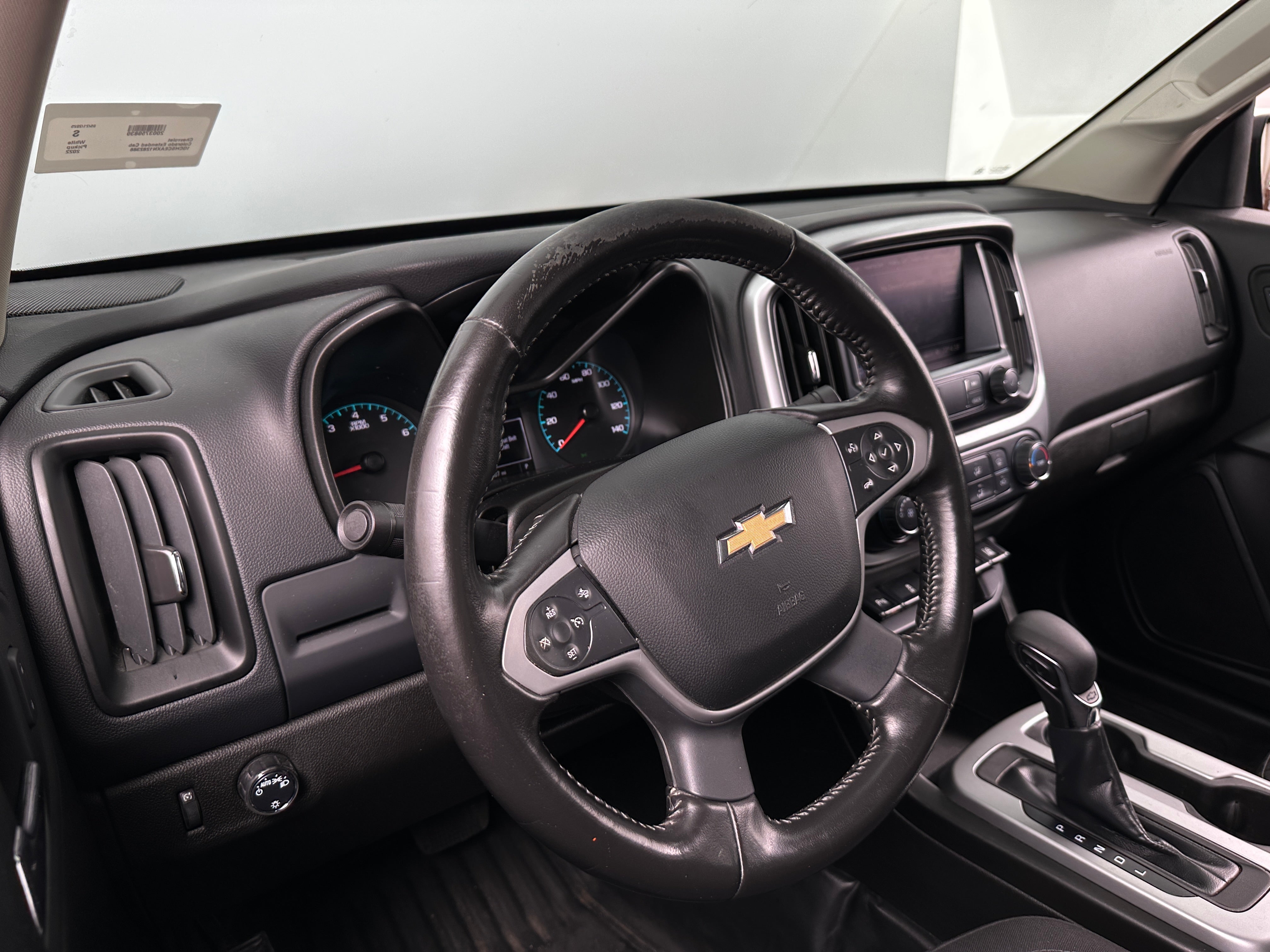 2022 Chevrolet Colorado LT 3