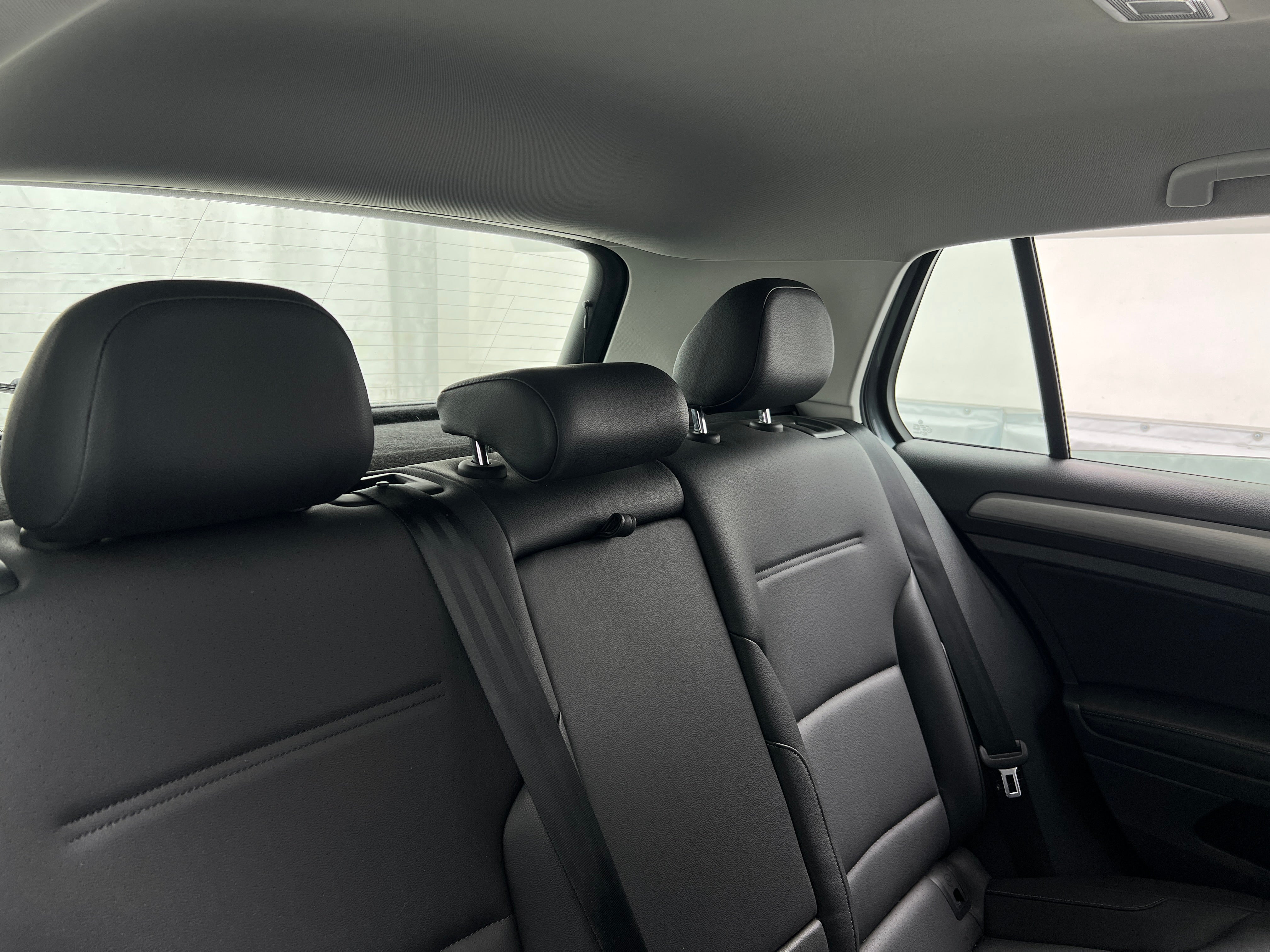 2015 Volkswagen Golf TDI S 5