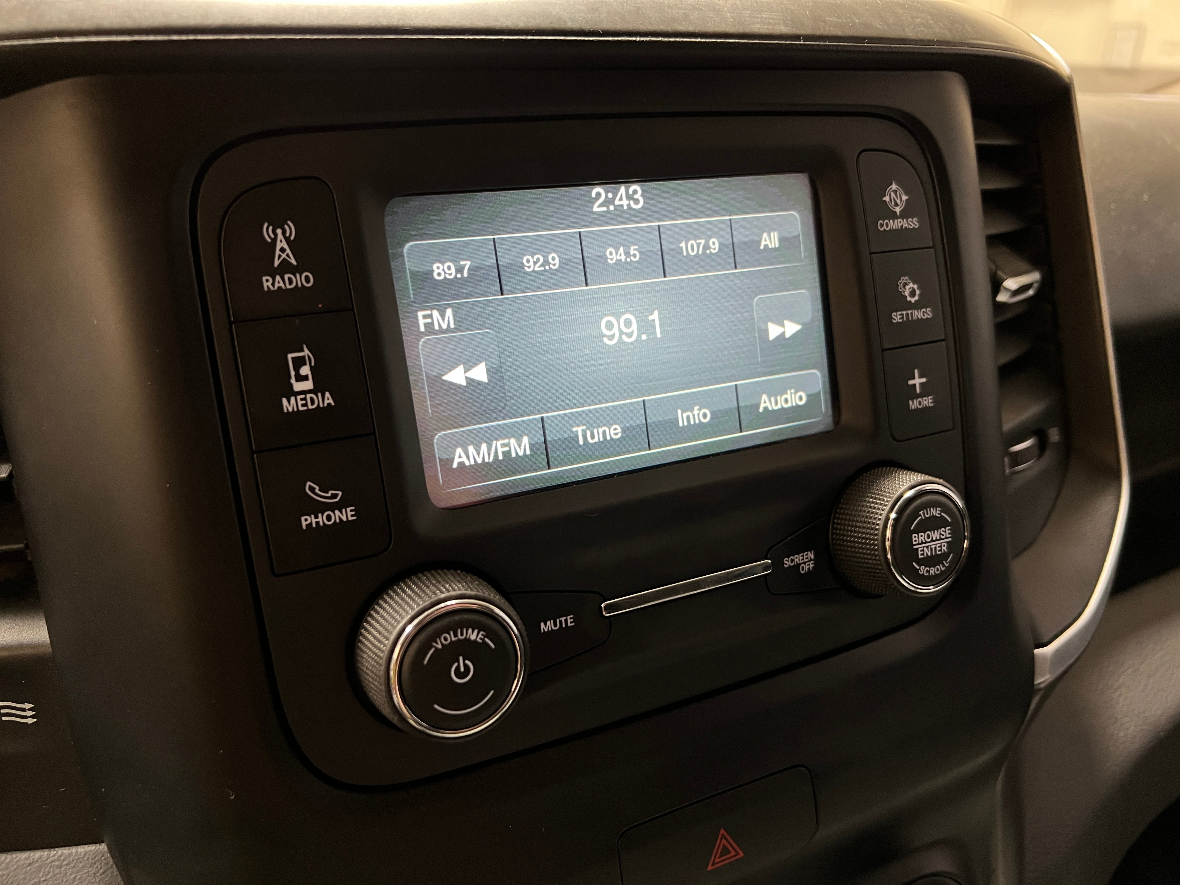 2020 RAM 1500 Big Horn 4