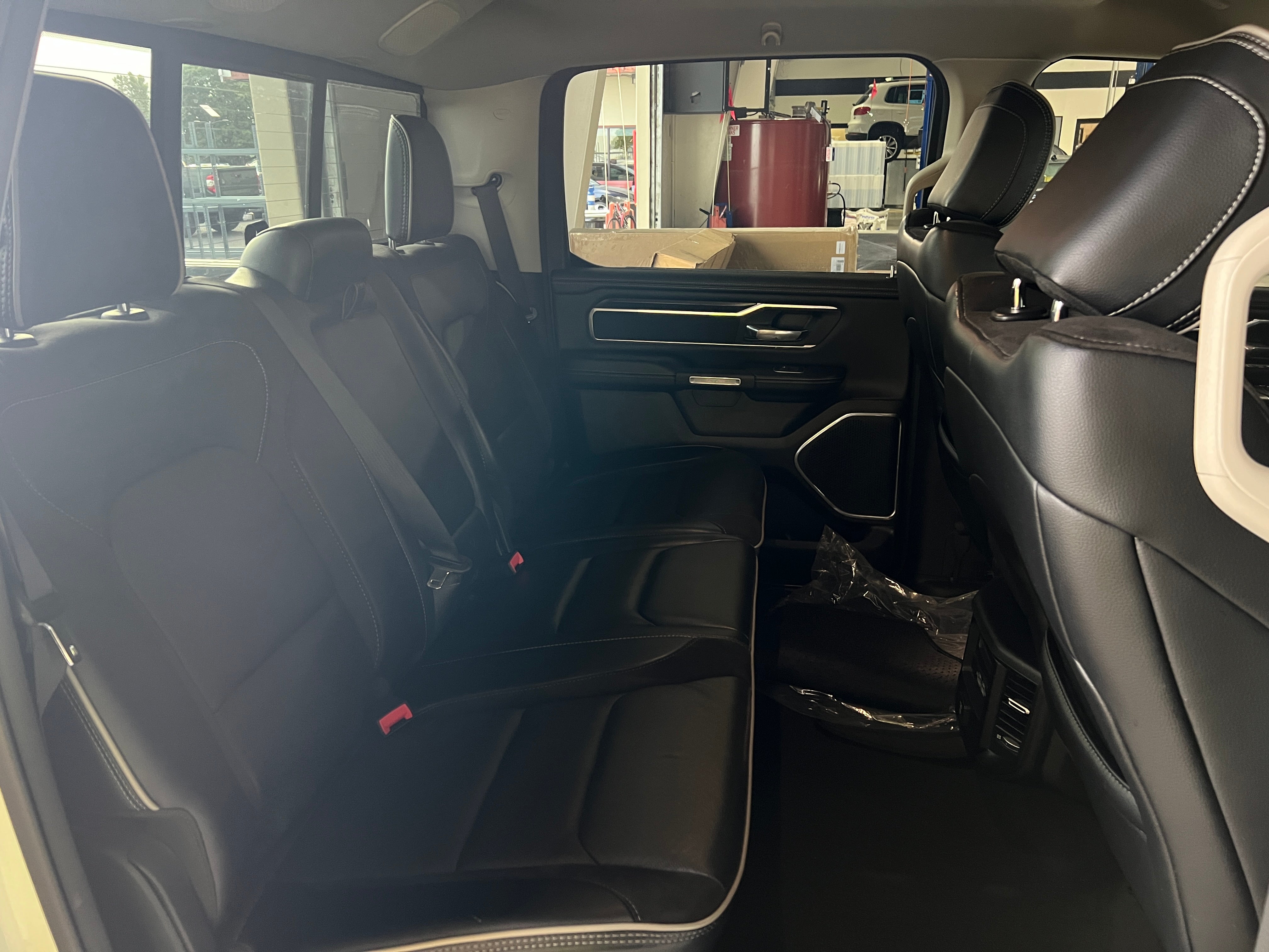 2022 RAM 1500 Laramie 5