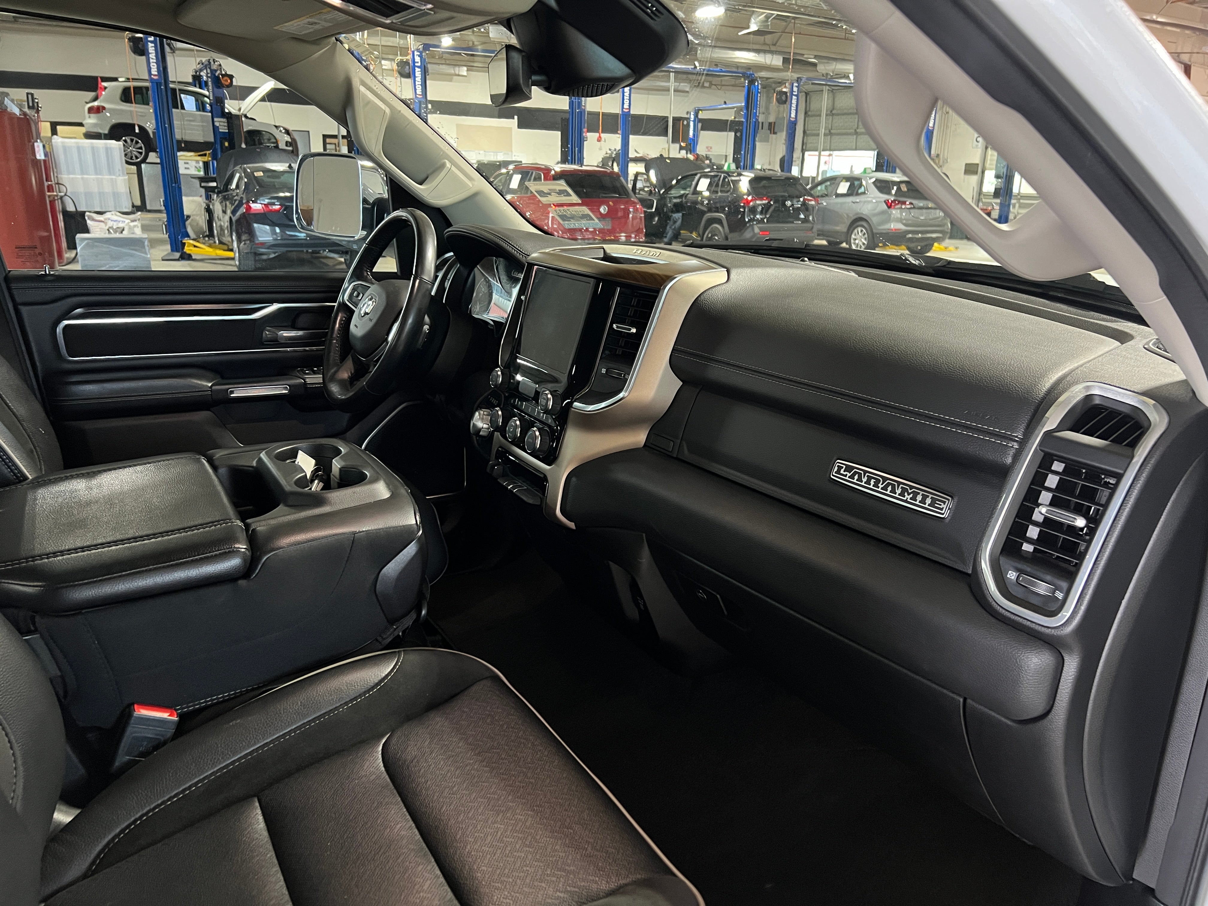 2022 RAM 1500 Laramie 2