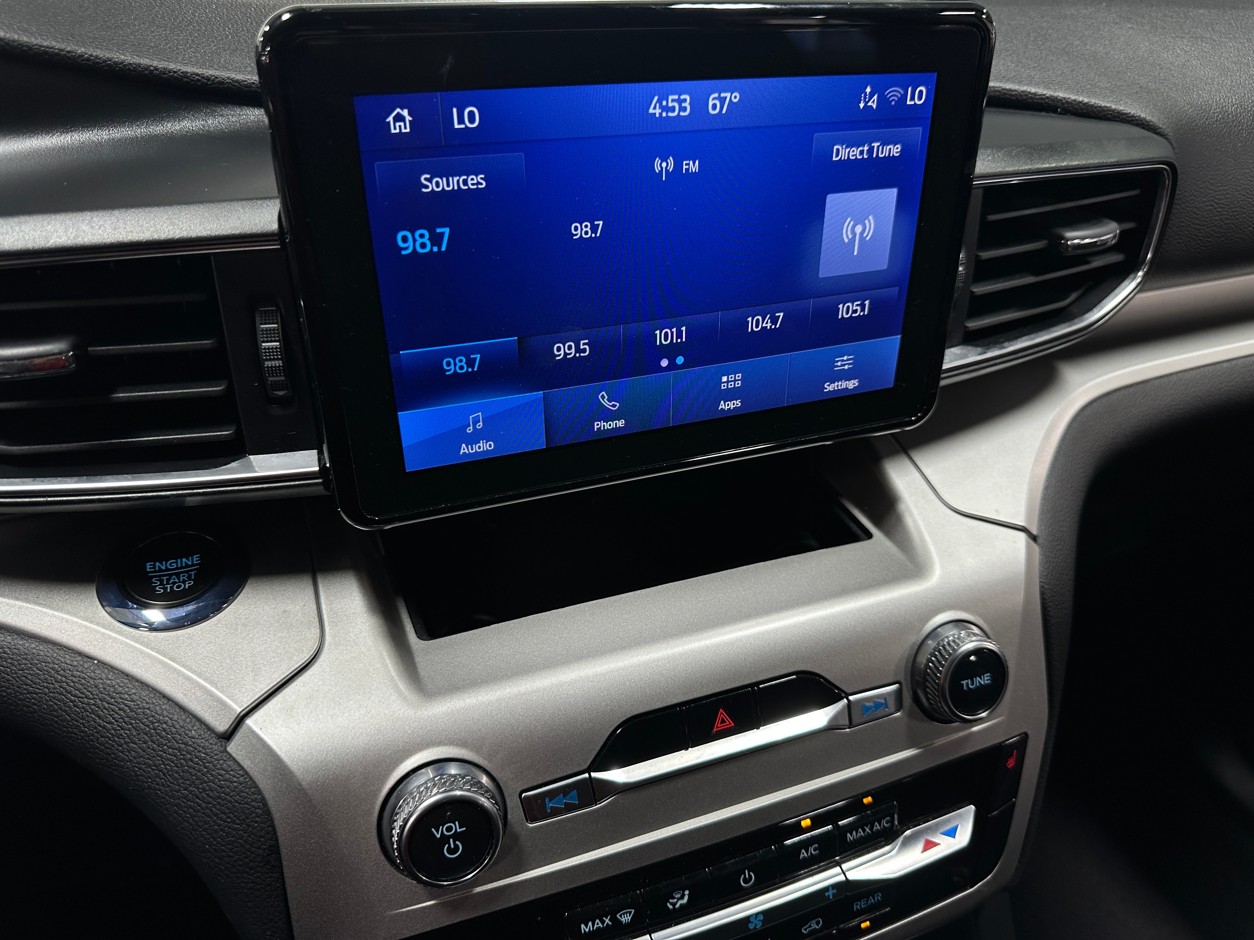 2022 Ford Explorer XLT 4