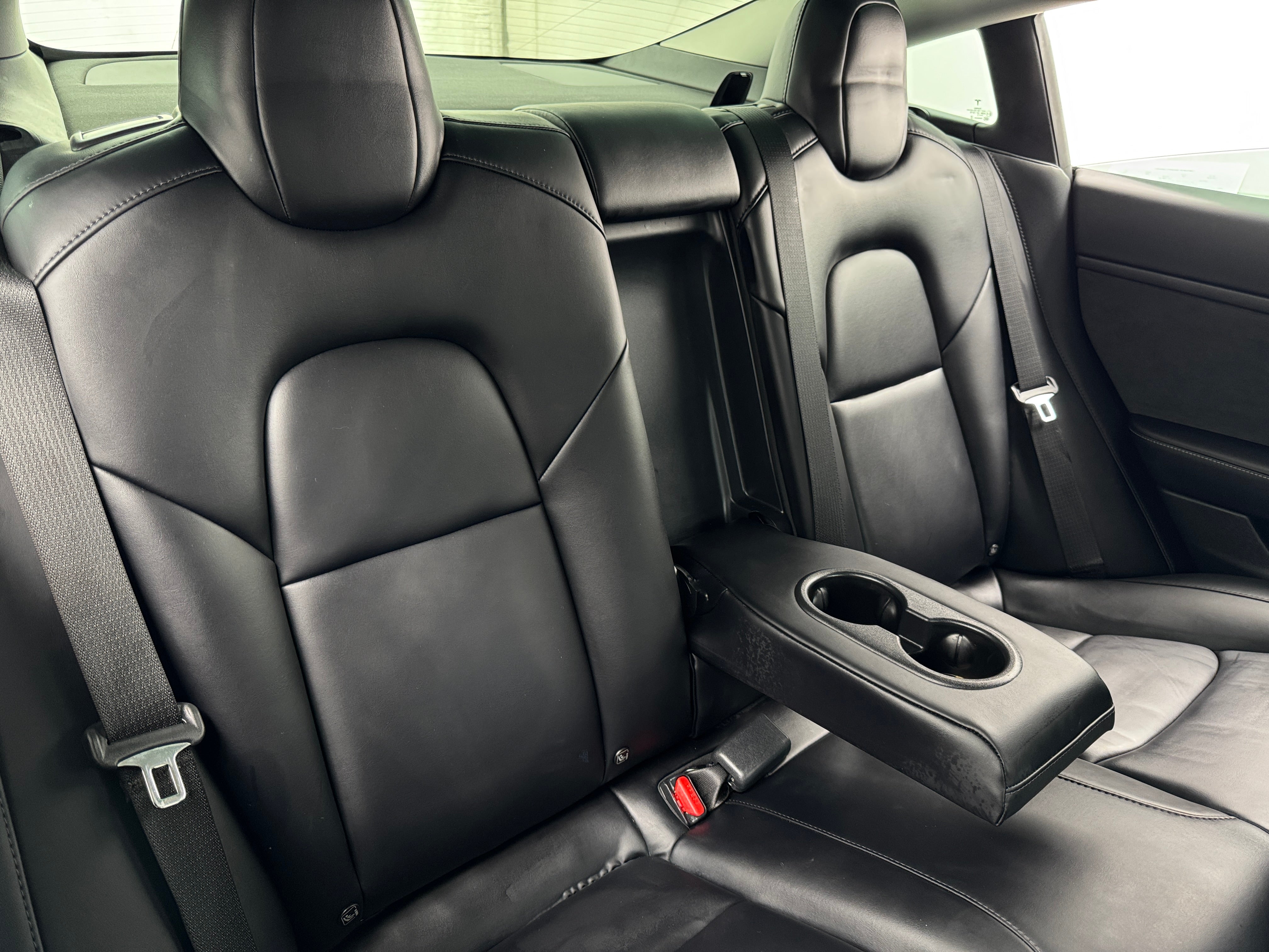 2021 Tesla Model 3 Standard Range 4